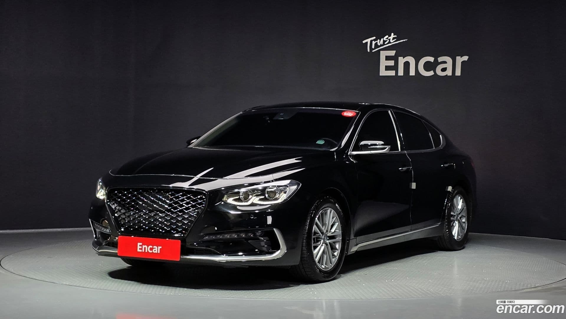 Main__Slider__Photo:Grandeur Hyundai 2019.10-0