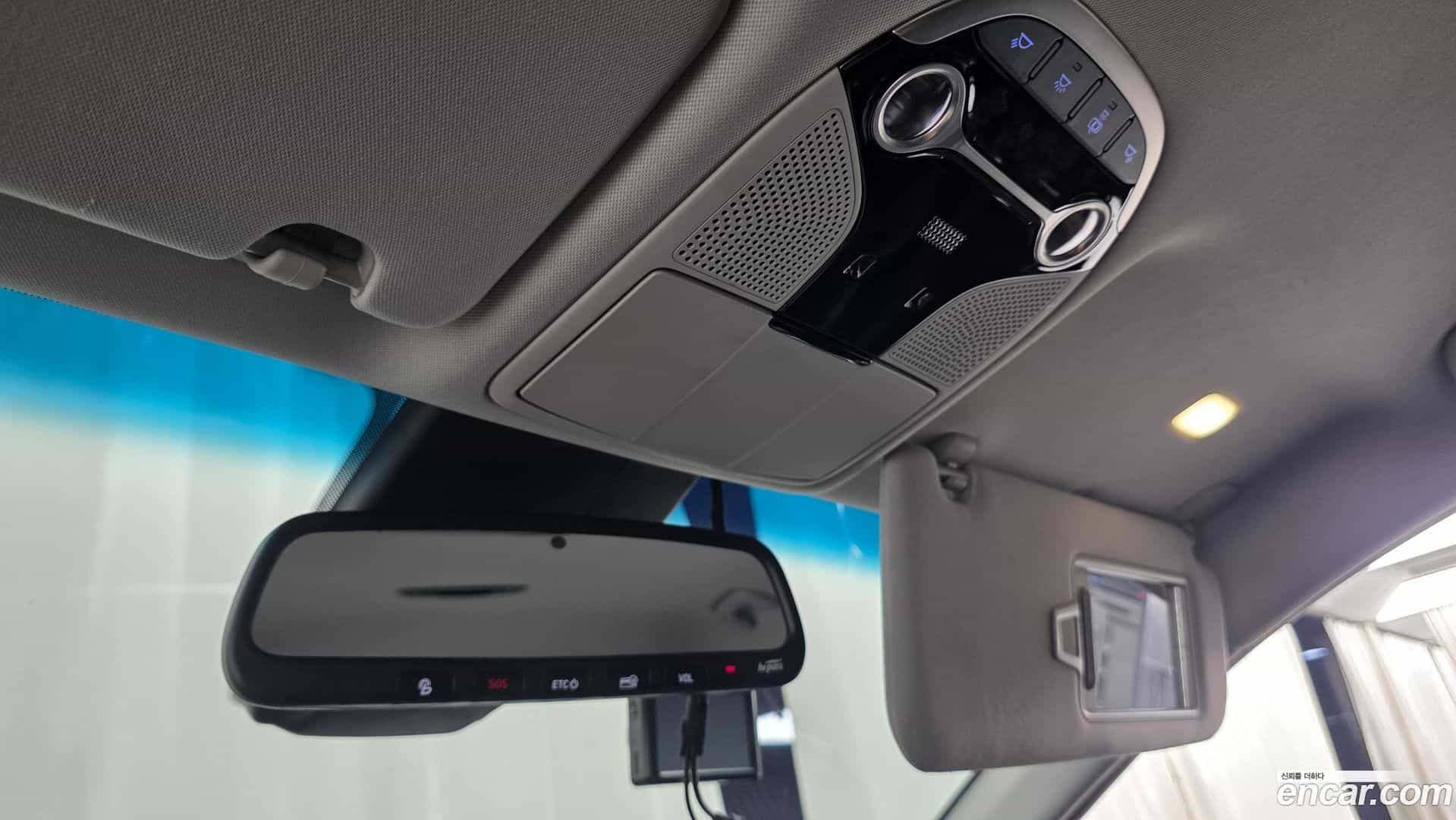 Grandeur Hyundai 2019.10-OPTION-021