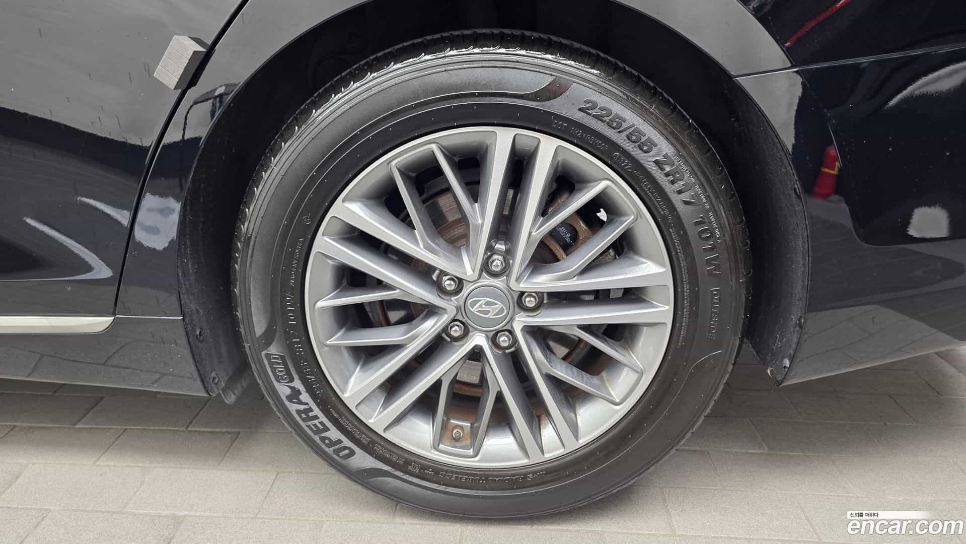 Grandeur Hyundai 2019.10-OUTER-031