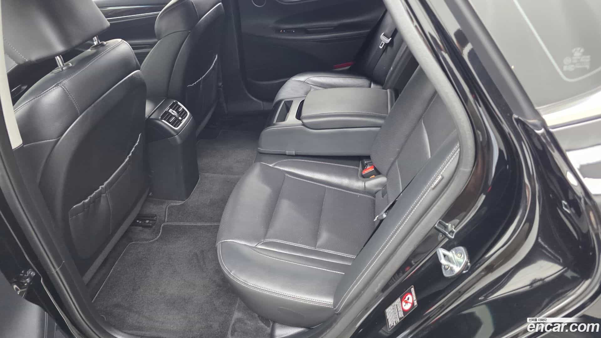 Grandeur Hyundai 2019.10-INNER-036