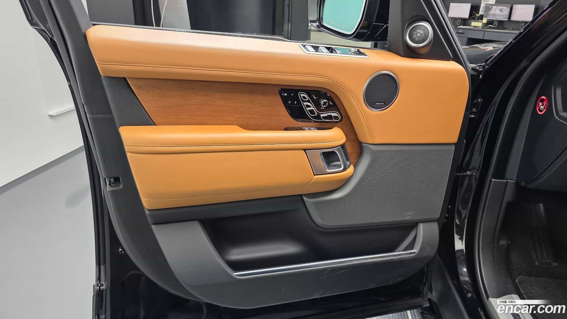 Range Rover Land Rover 2021.2-INNER-034