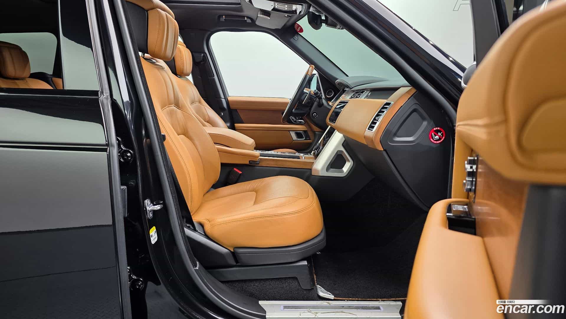 Range Rover Land Rover 2021.2-INNER-036