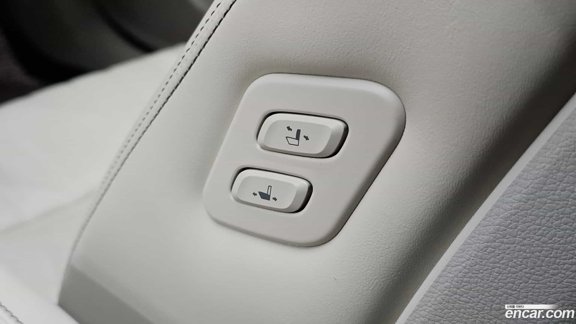 G70 Genesis 2019.2-OPTION-042