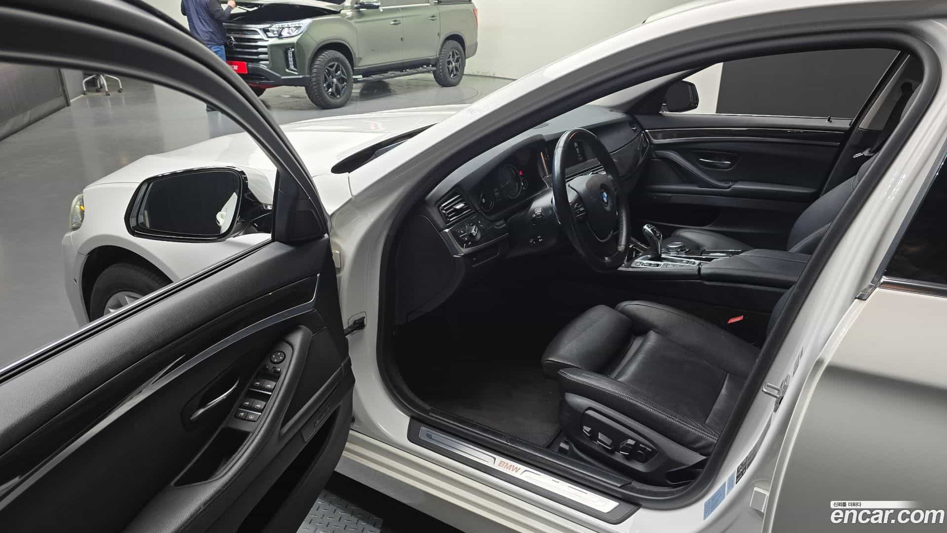 5-Series BMW 2016.1-INNER-010