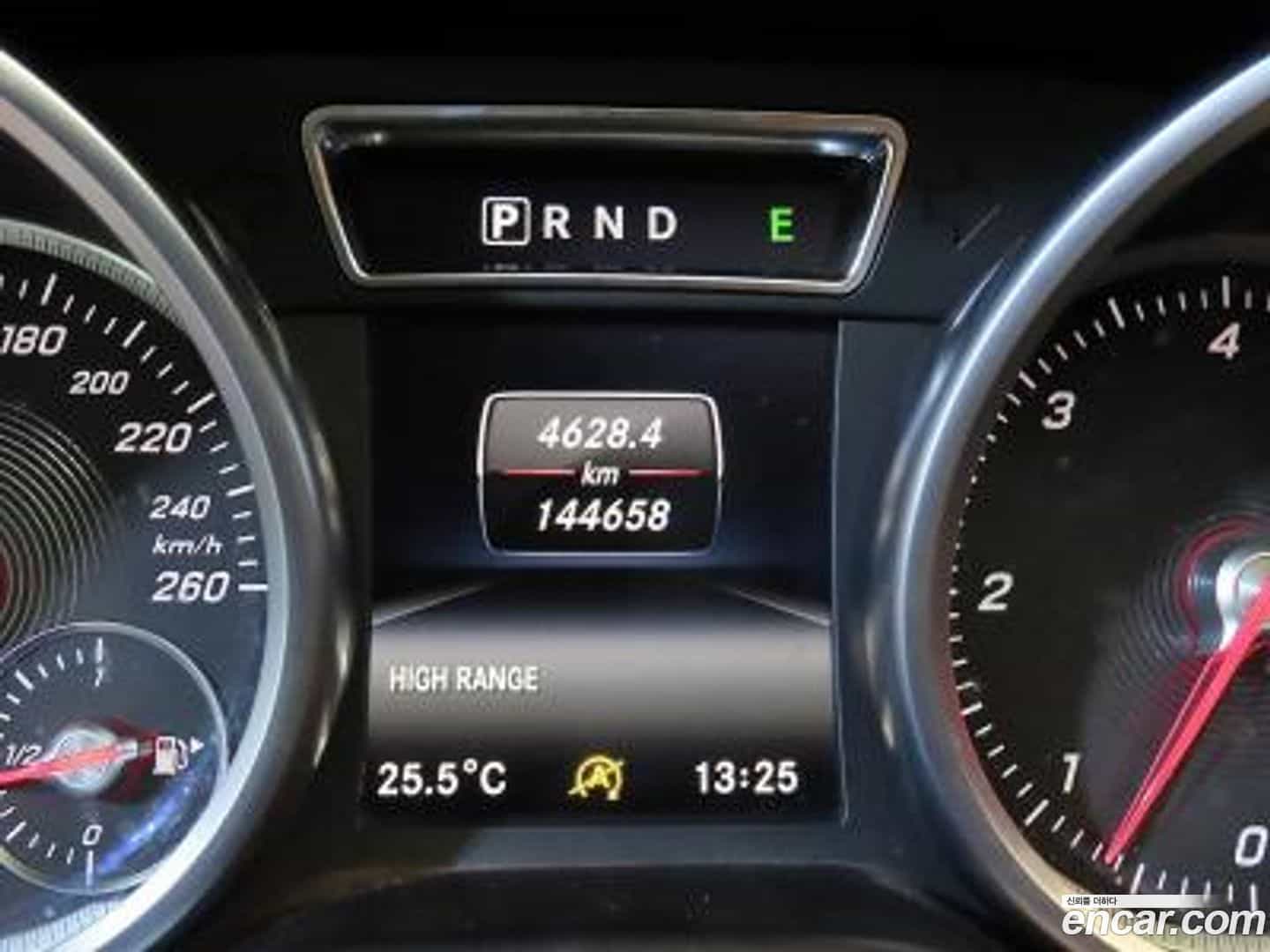 G-Class Mercedes-Benz 2017.6-INNER-008