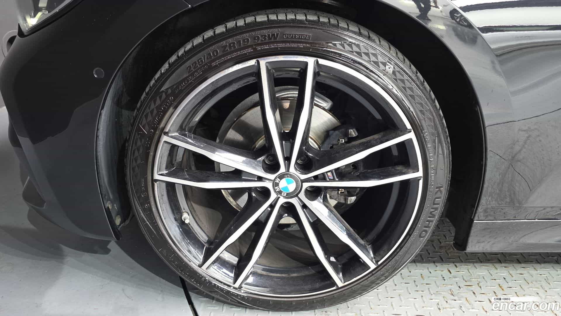 3-Series BMW 2021.4-OUTER-005