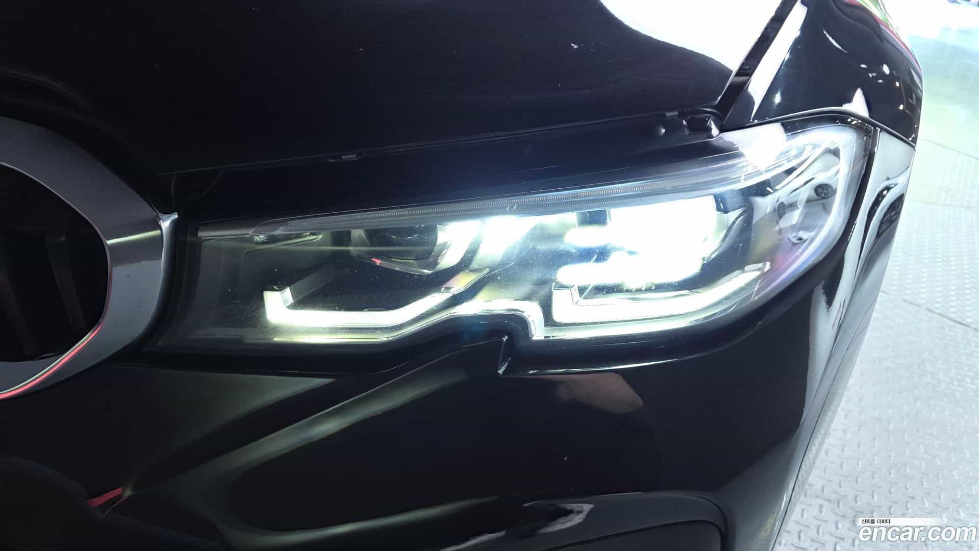 3-Series BMW 2021.4-OUTER-032