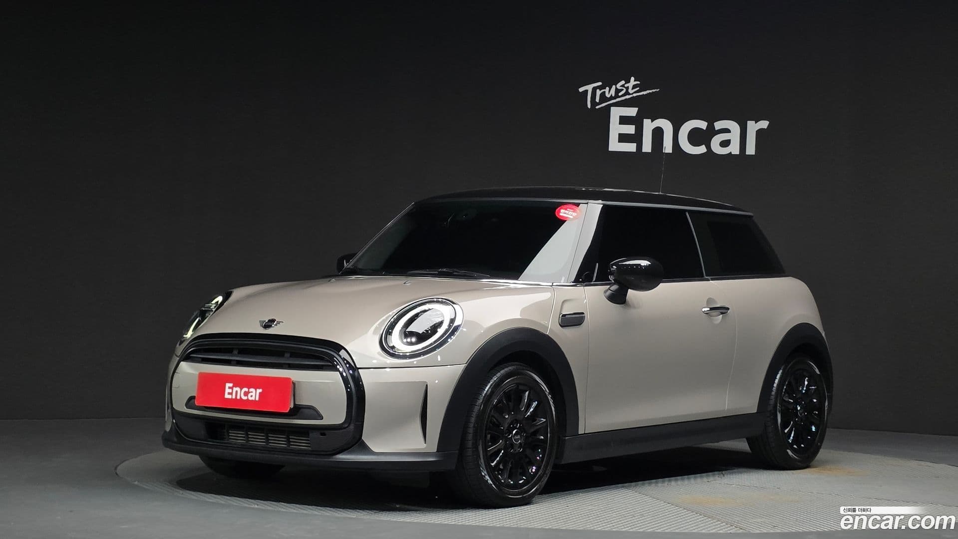 Main__Slider__Photo:Cooper Mini 2023.5-0