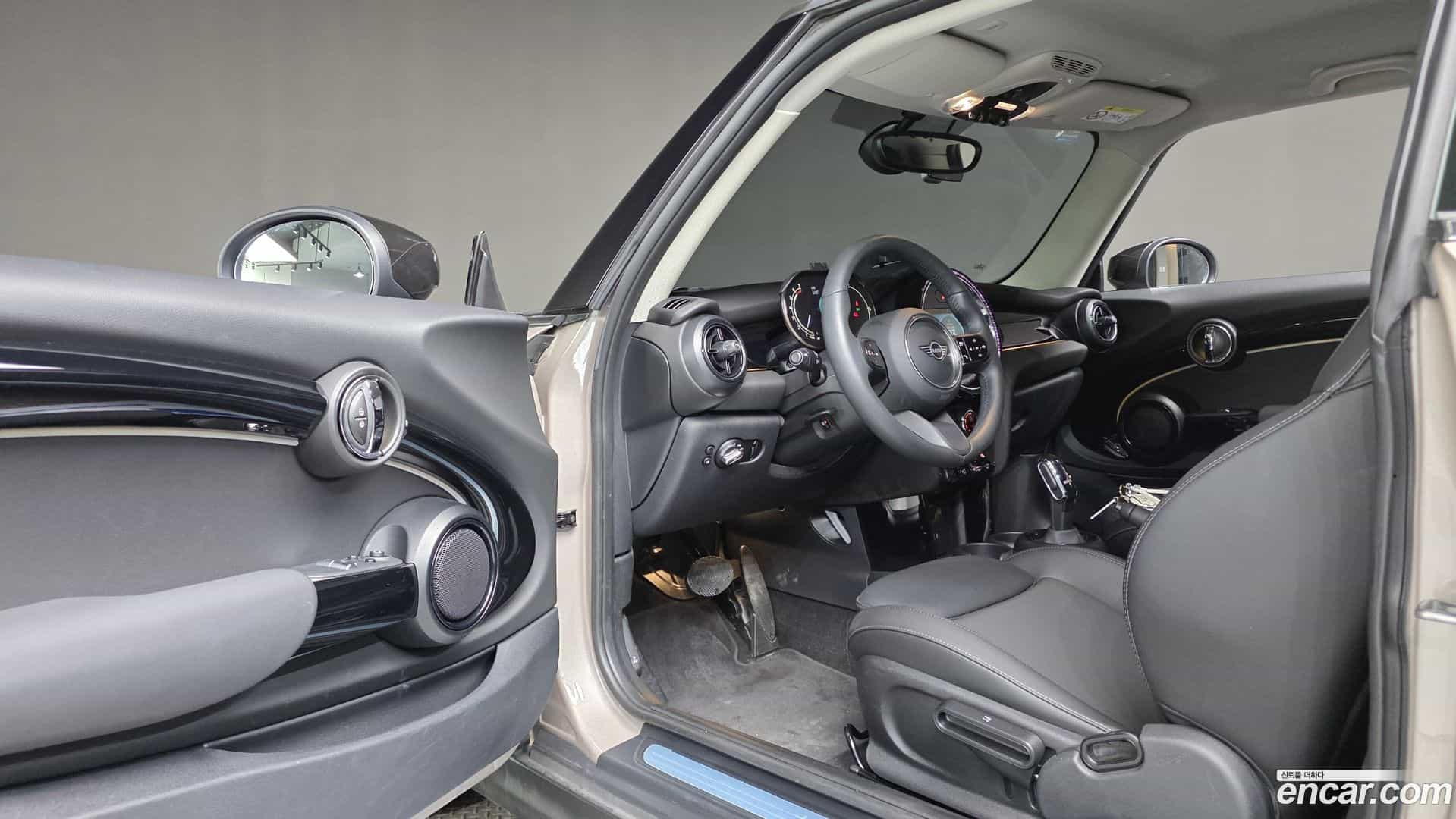 Cooper Mini 2023.5-INNER-036