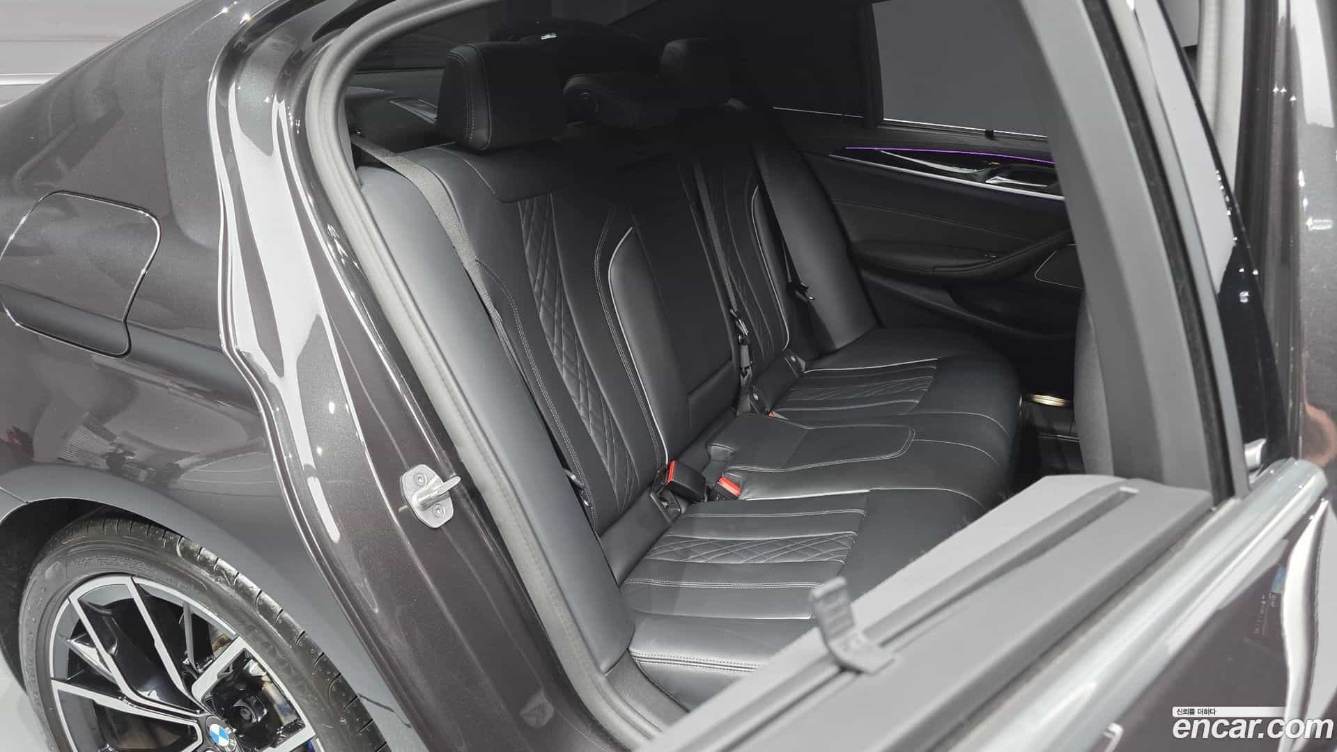 5-Series BMW 2022.11-OPTION-015