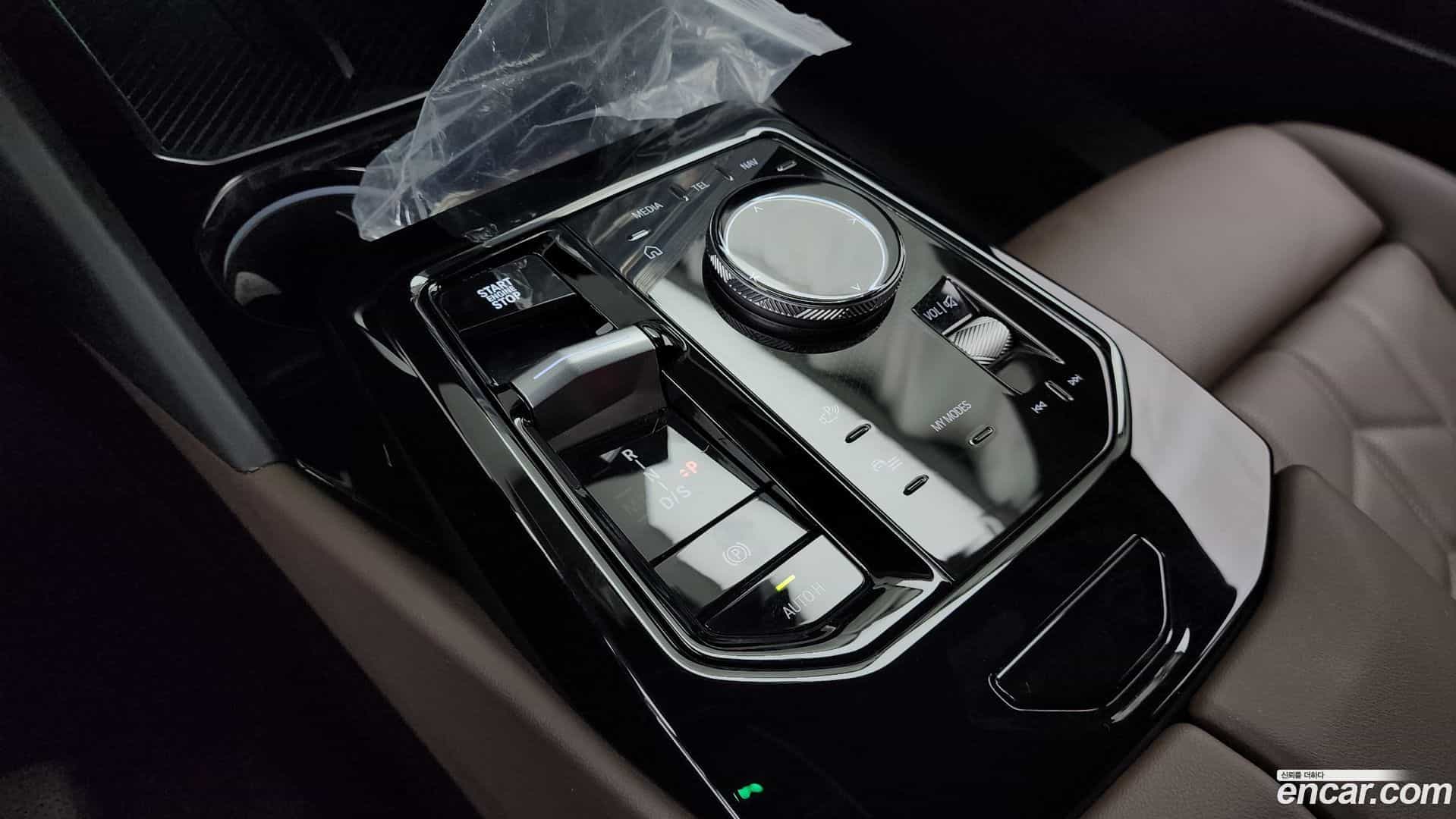 5-Series BMW 2024.6-INNER-009