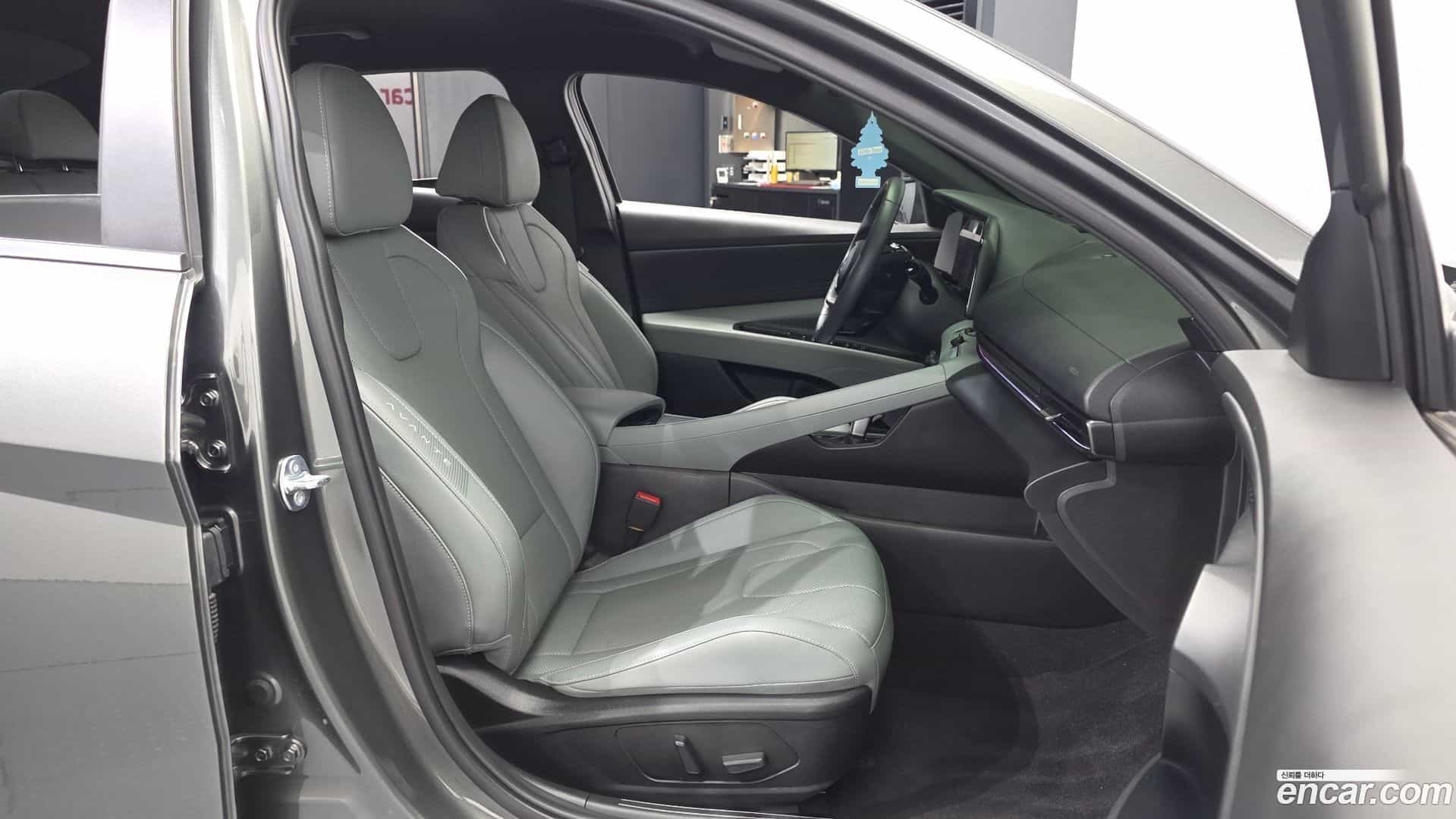 AVANTE Hyundai 2024.8-OPTION-016
