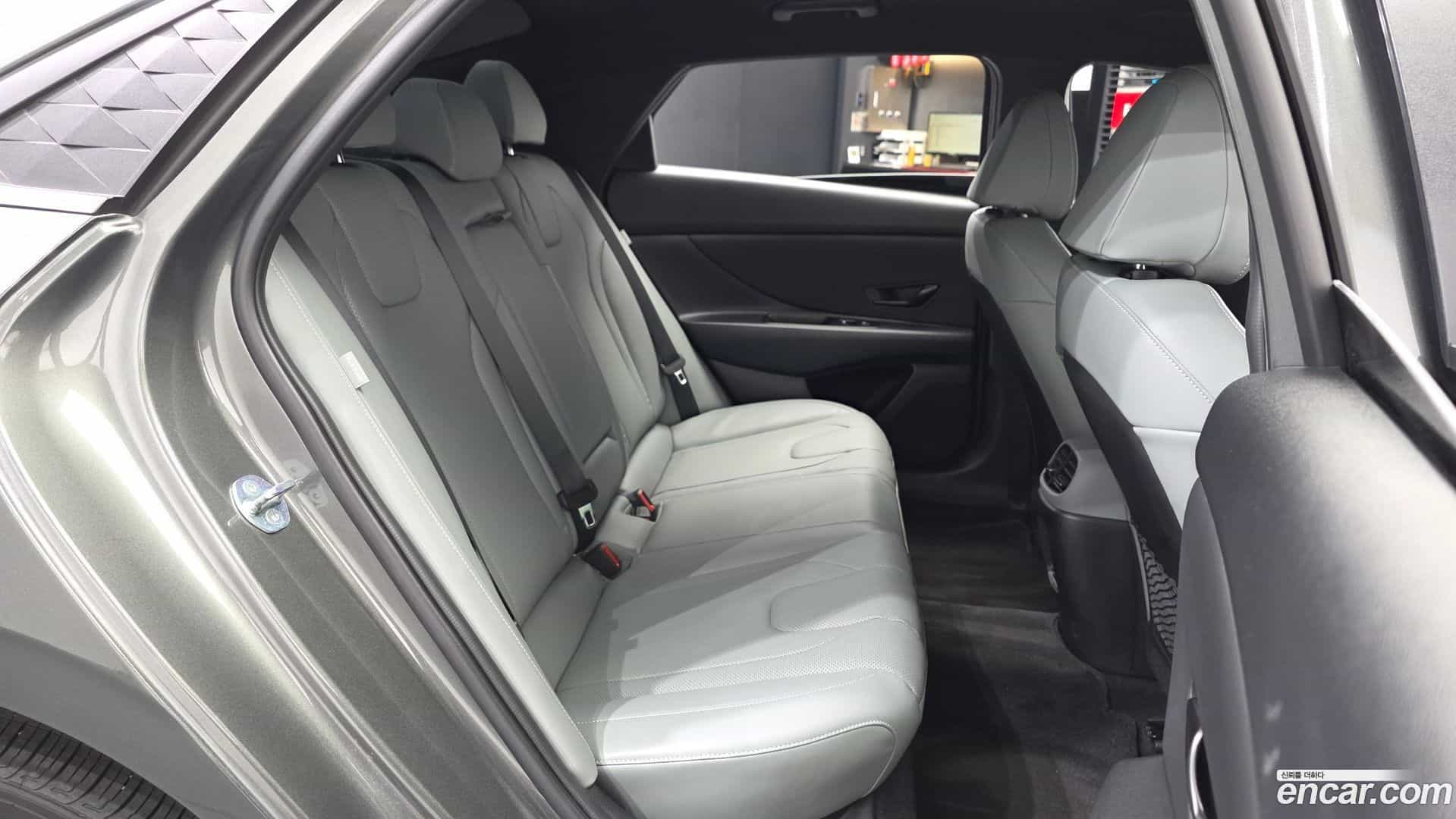 AVANTE Hyundai 2024.8-INNER-036