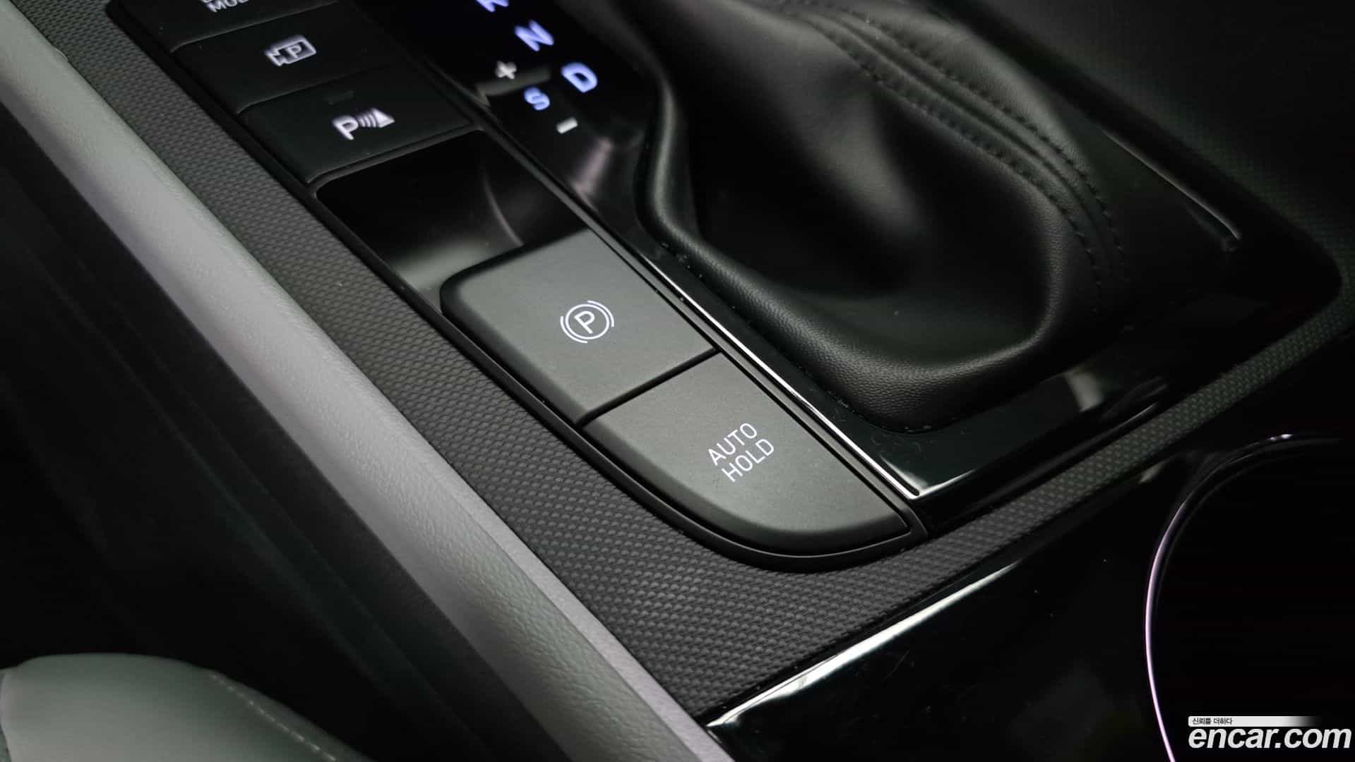 AVANTE Hyundai 2024.8-OPTION-041