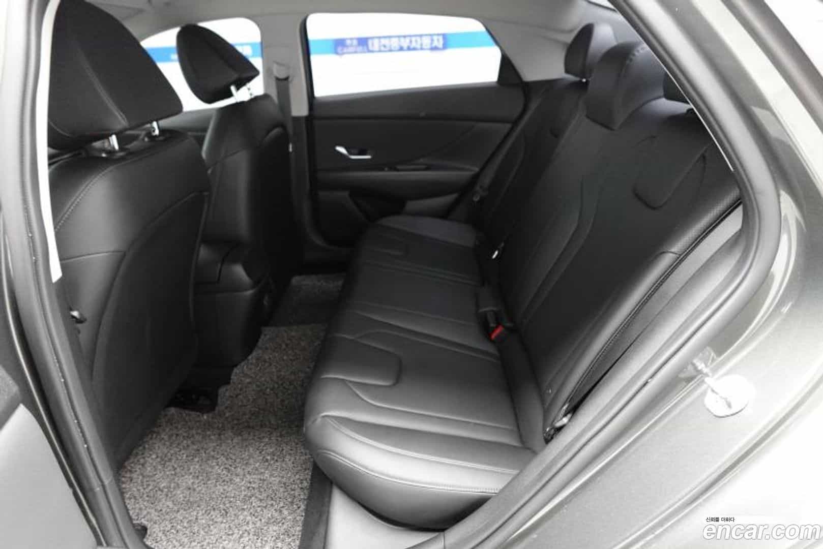 AVANTE Hyundai 2020.4-OPTION-022