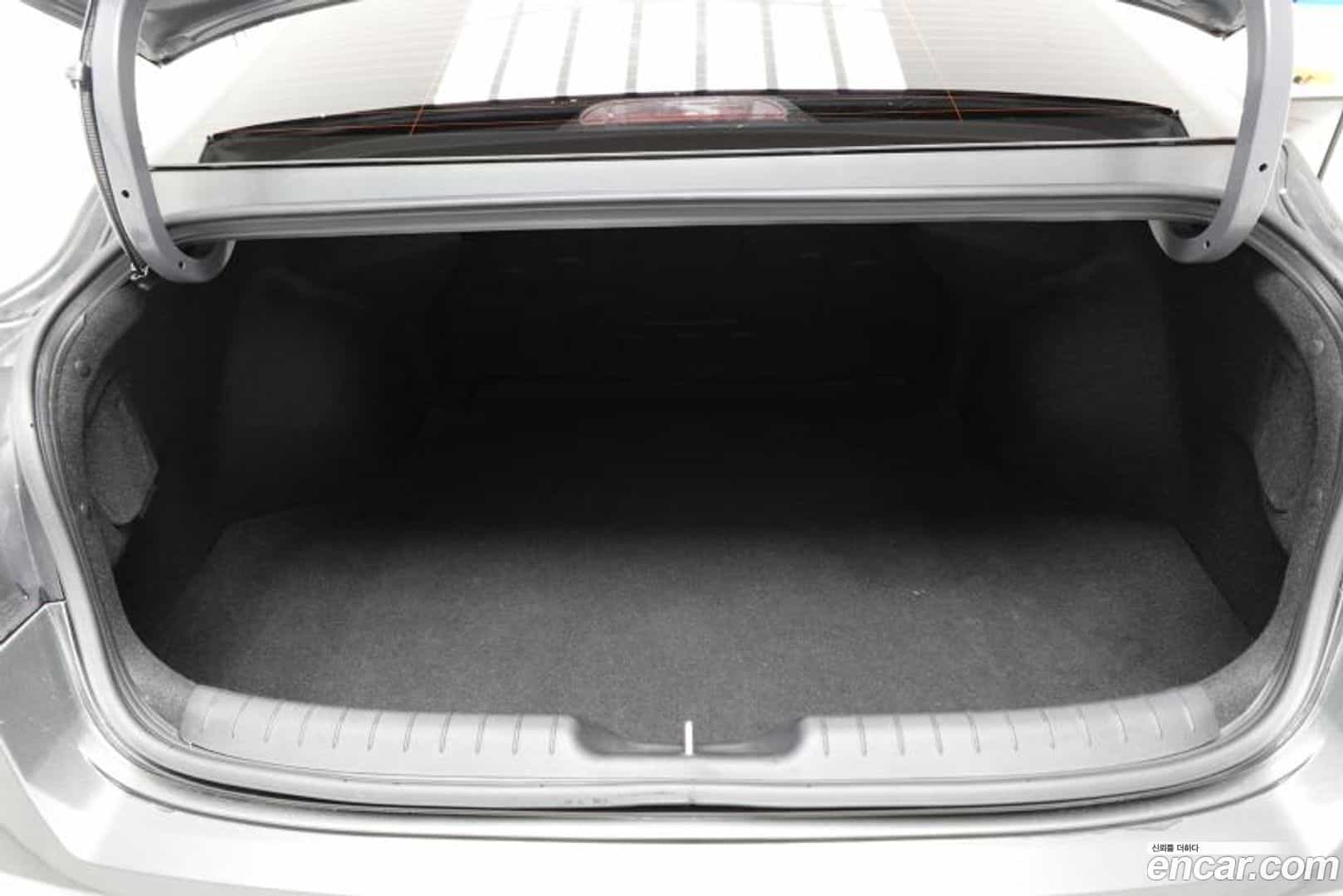 AVANTE Hyundai 2020.4-OPTION-024