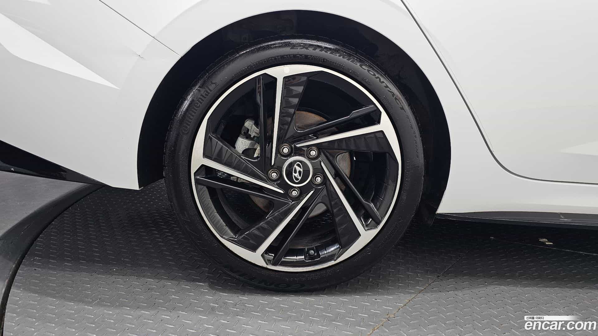 AVANTE Hyundai 2022.2-OUTER-005