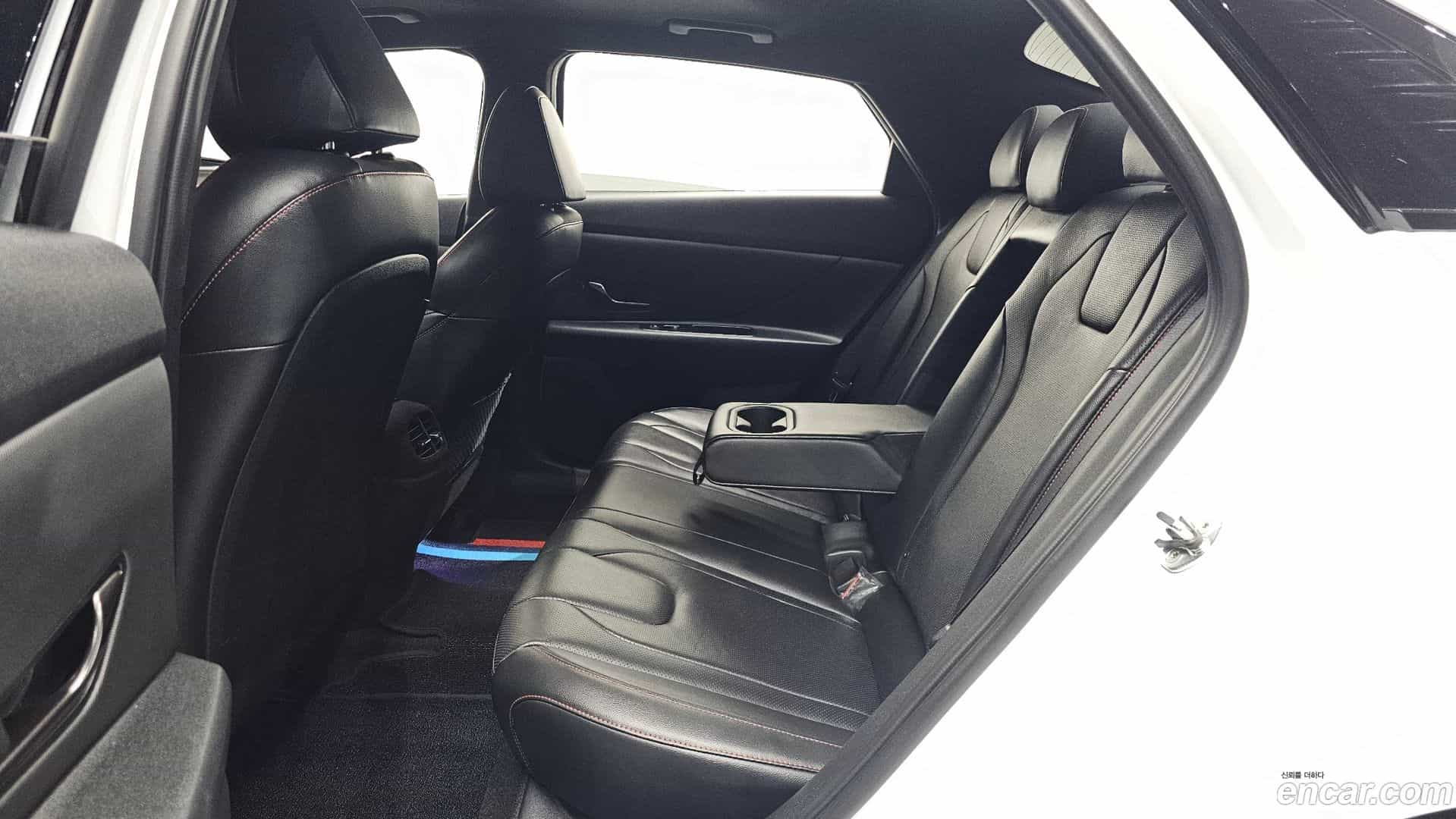 AVANTE Hyundai 2022.2-OPTION-015