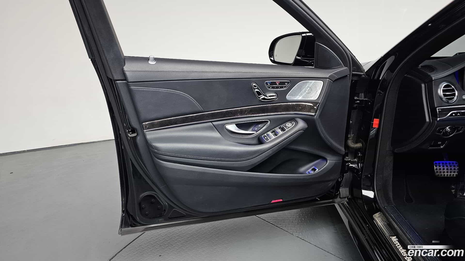 S-Class Mercedes-Benz 2019.11-INNER-034
