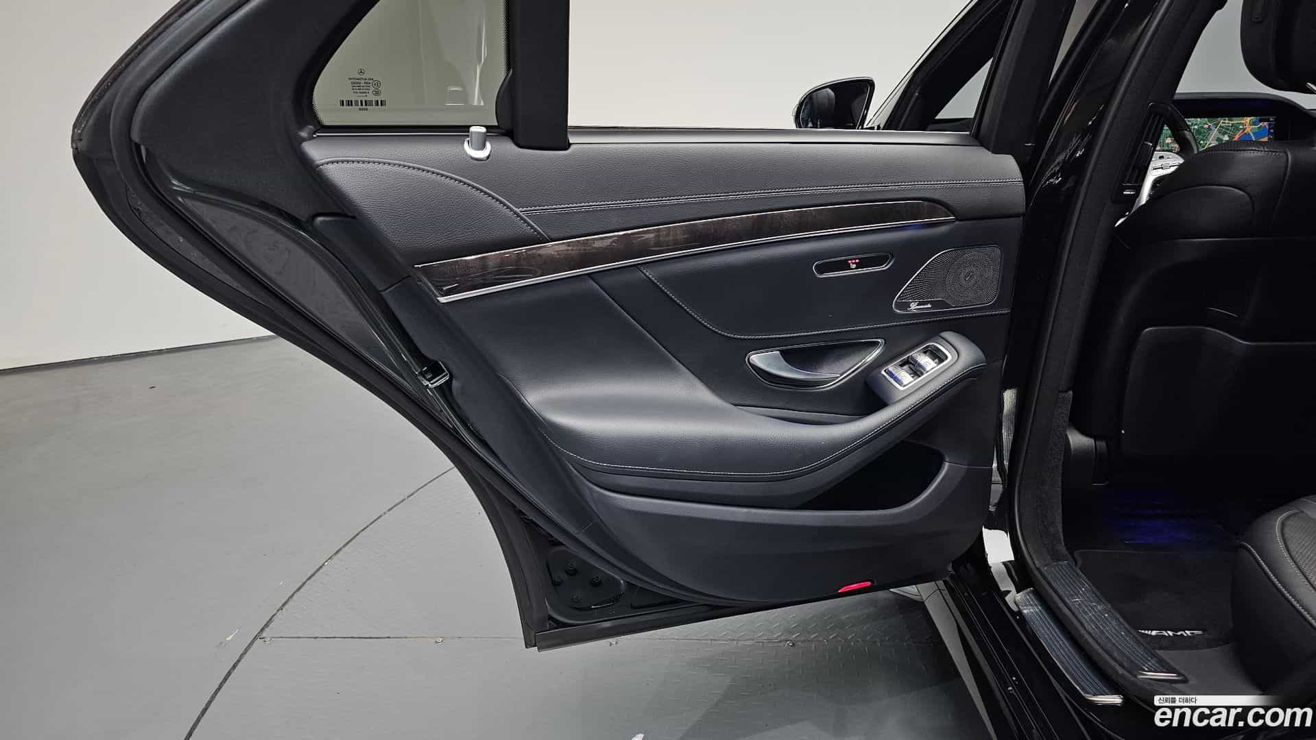 S-Class Mercedes-Benz 2019.11-INNER-035