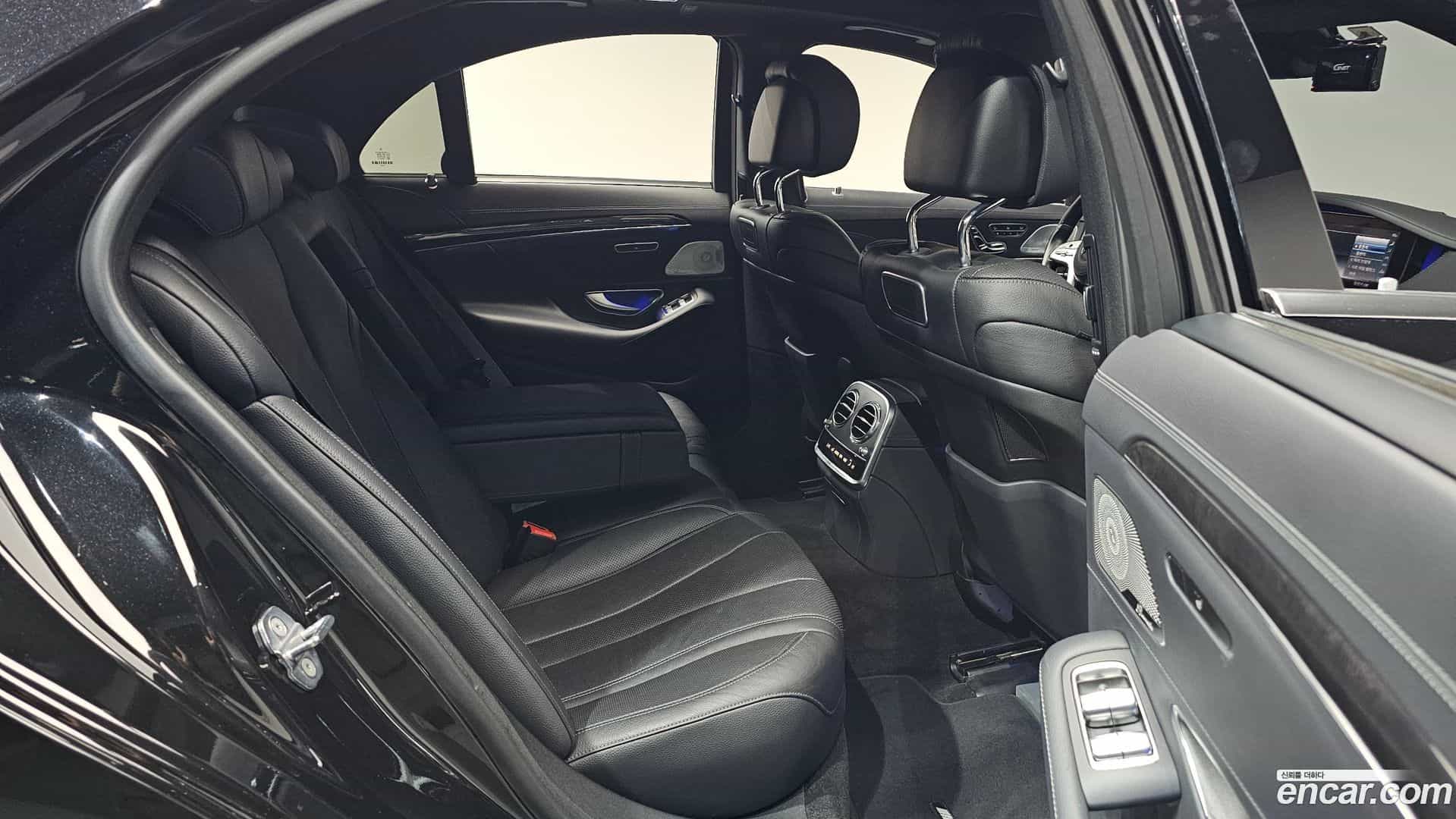 S-Class Mercedes-Benz 2019.11-INNER-036