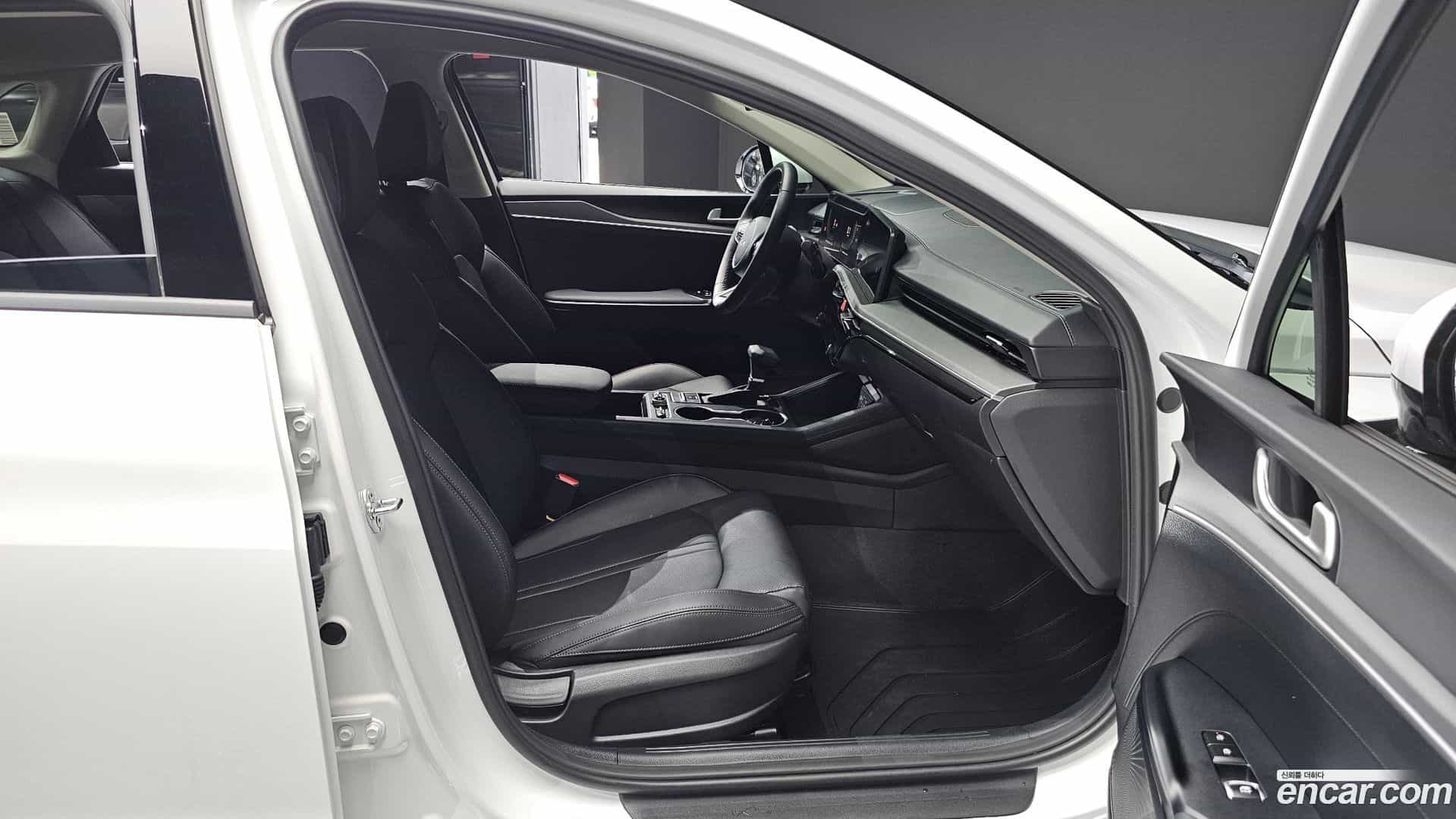 K5 Kia 2026.1-INNER-036