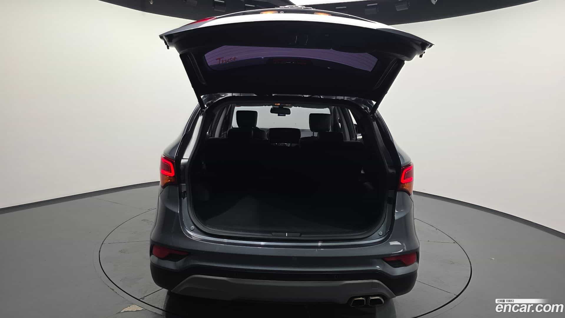 Santafe Hyundai 2017.7-OPTION-024