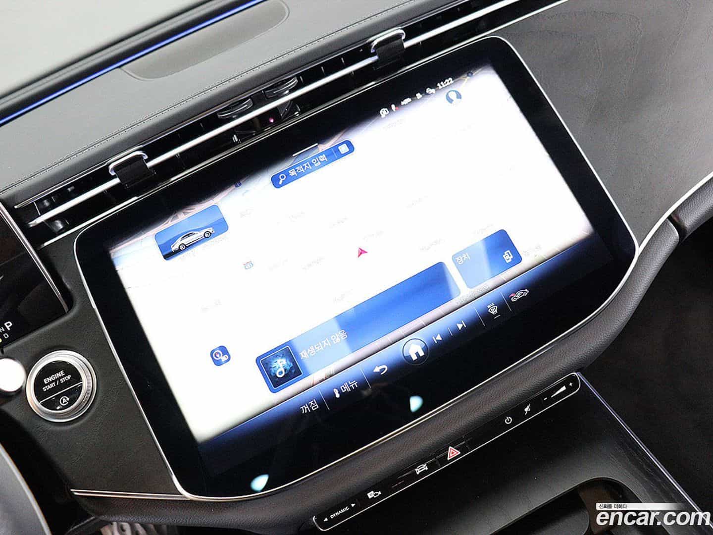 E-Class Mercedes-Benz 2024.8-INNER-008