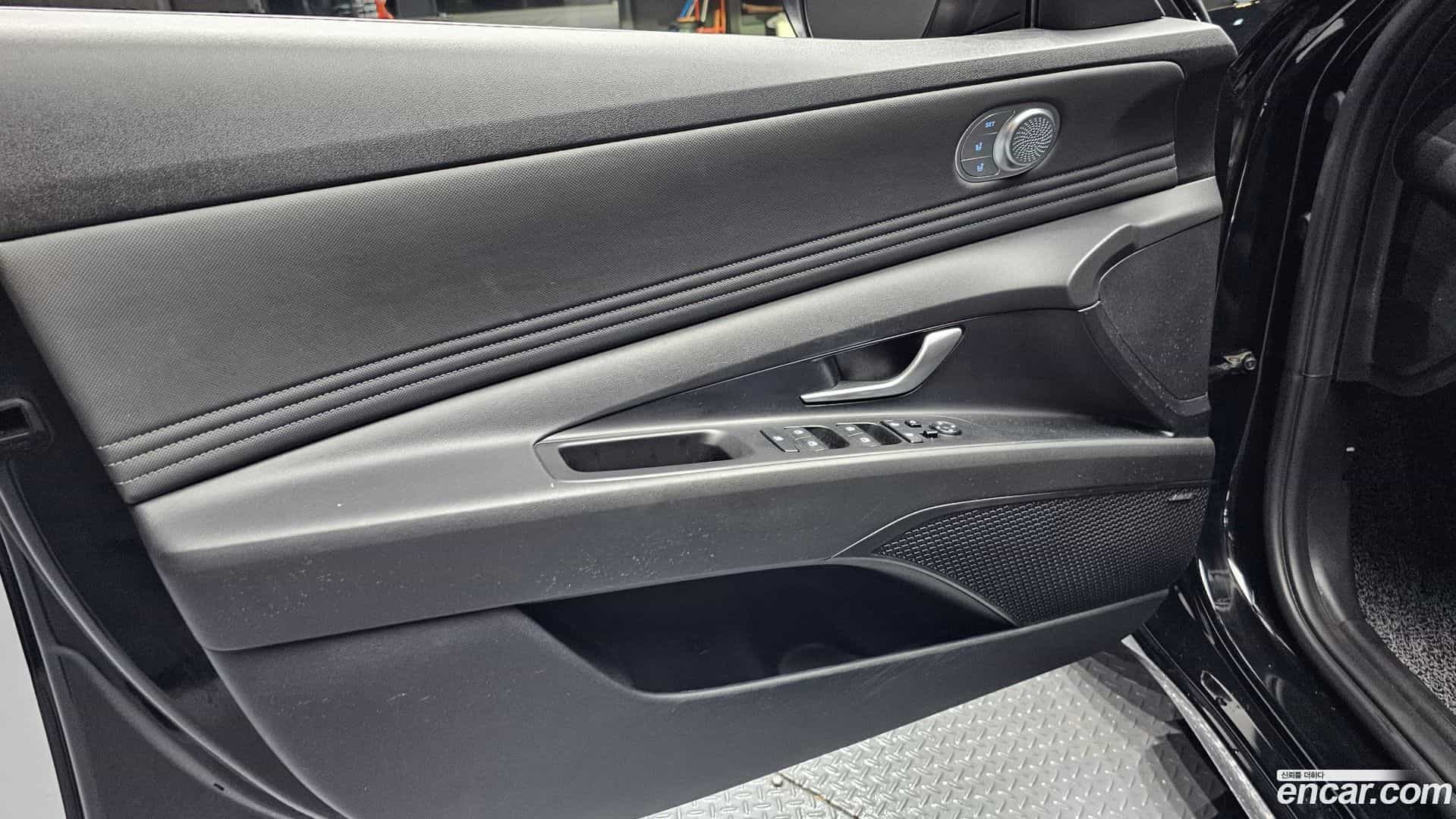 AVANTE Hyundai 2021.0-INNER-034