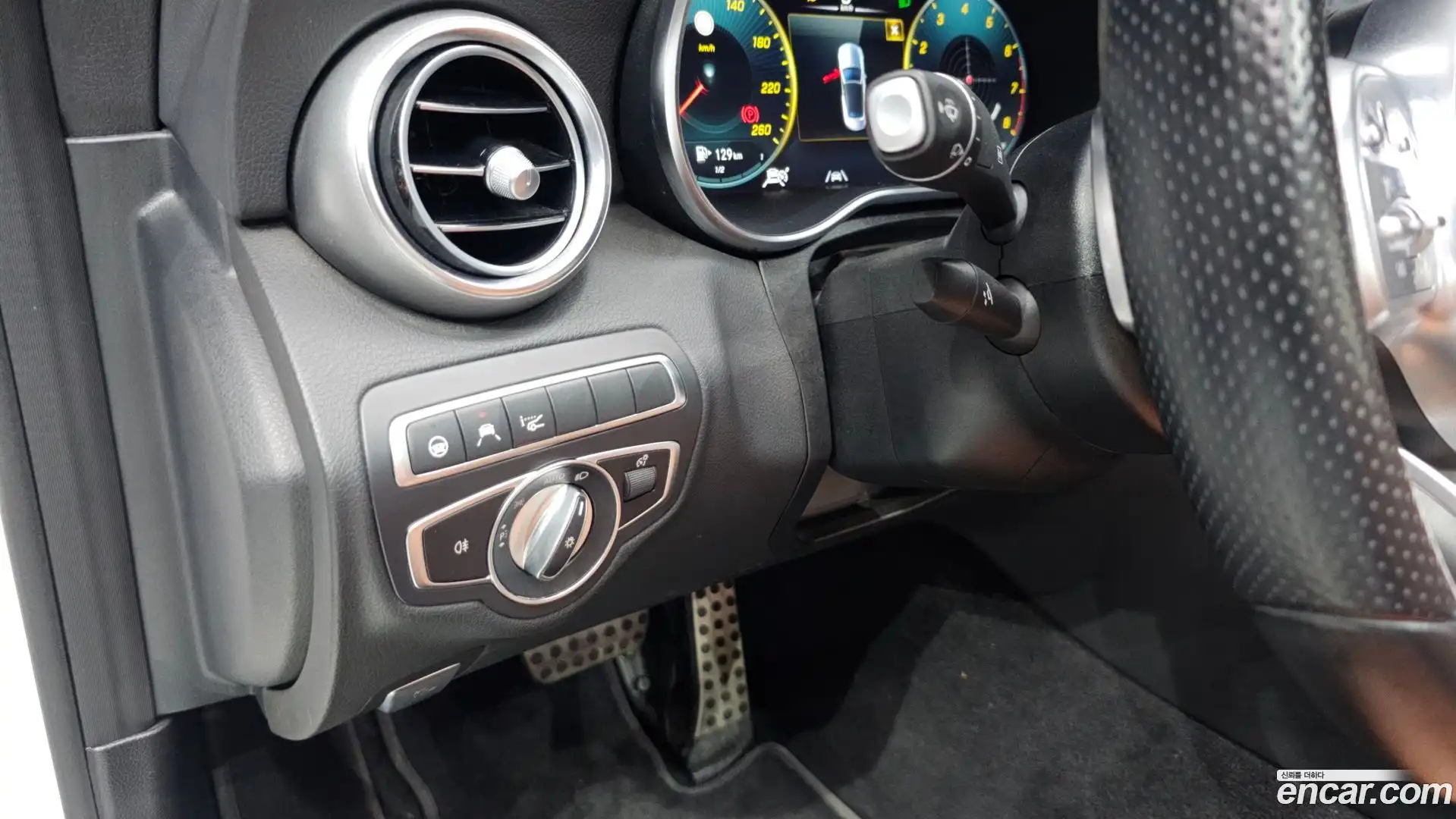 C-Class Mercedes-Benz 2021.5-OPTION-023