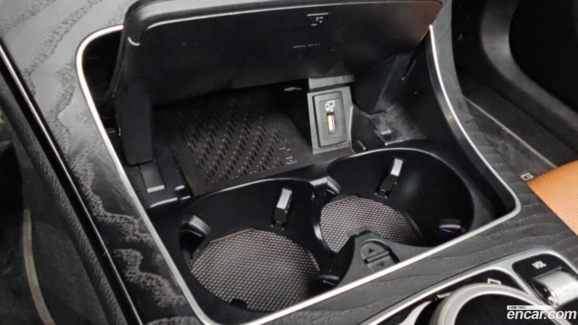 C-Class Mercedes-Benz 2021.5-OPTION-043