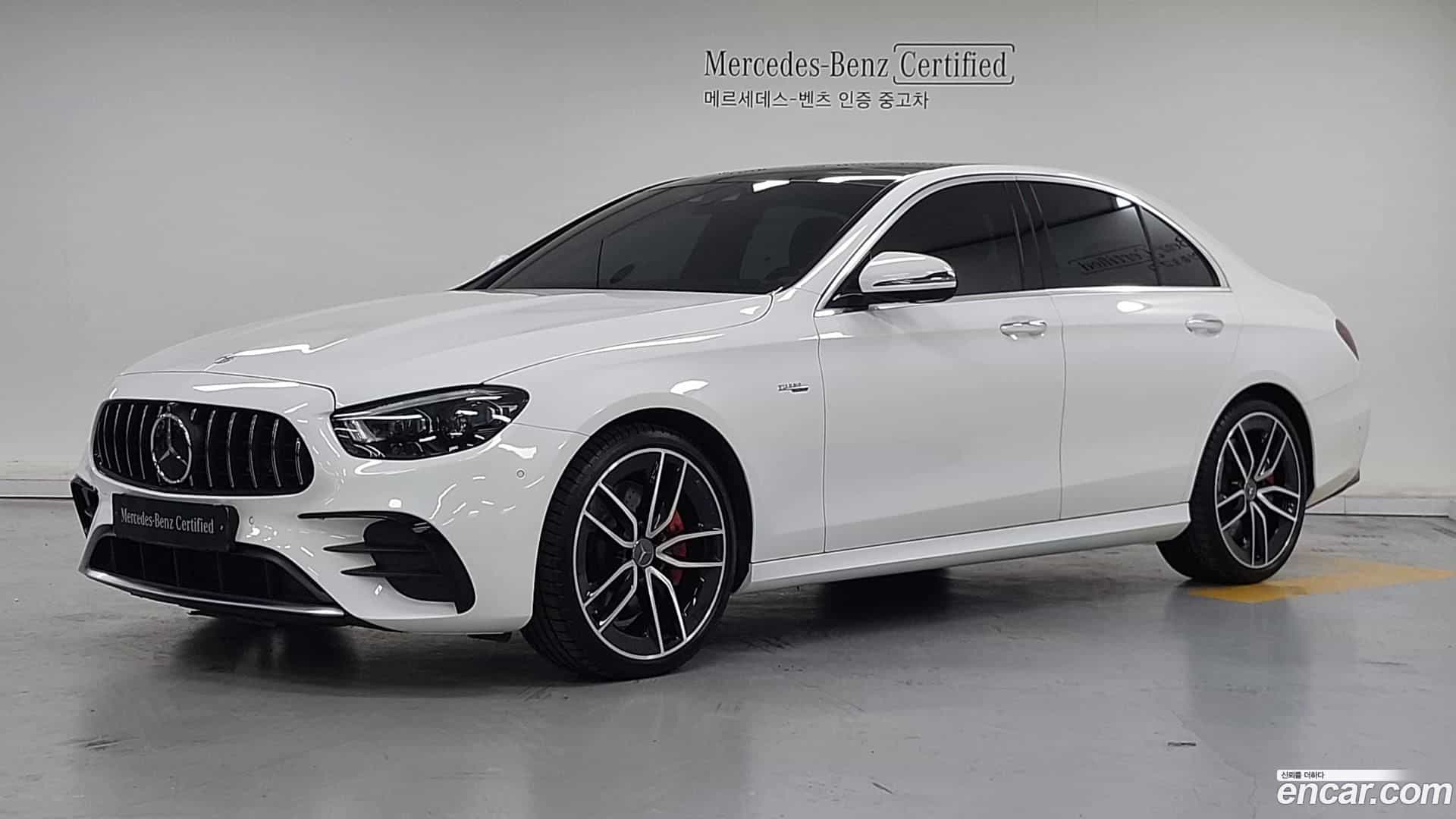 E-Class Mercedes-Benz 2021.11-OUTER-001