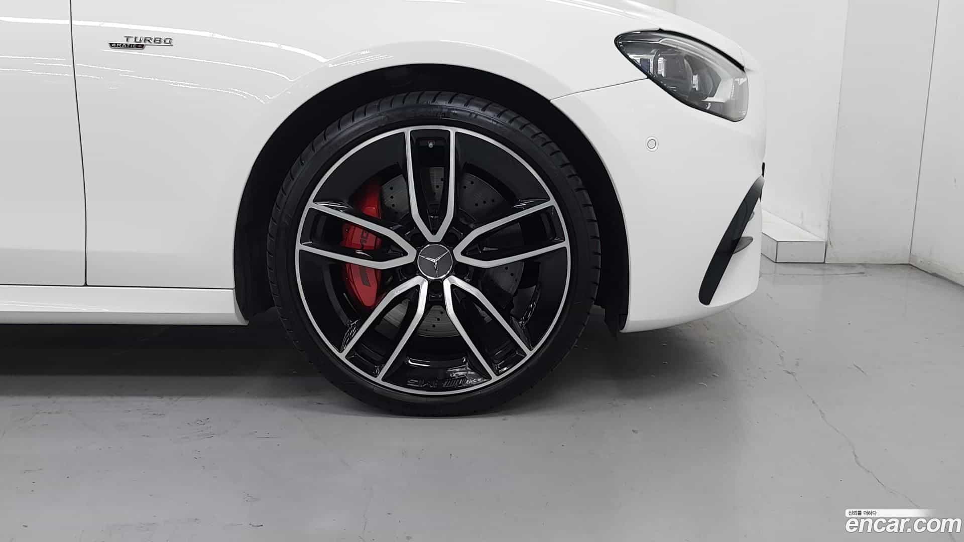 E-Class Mercedes-Benz 2021.11-OUTER-005