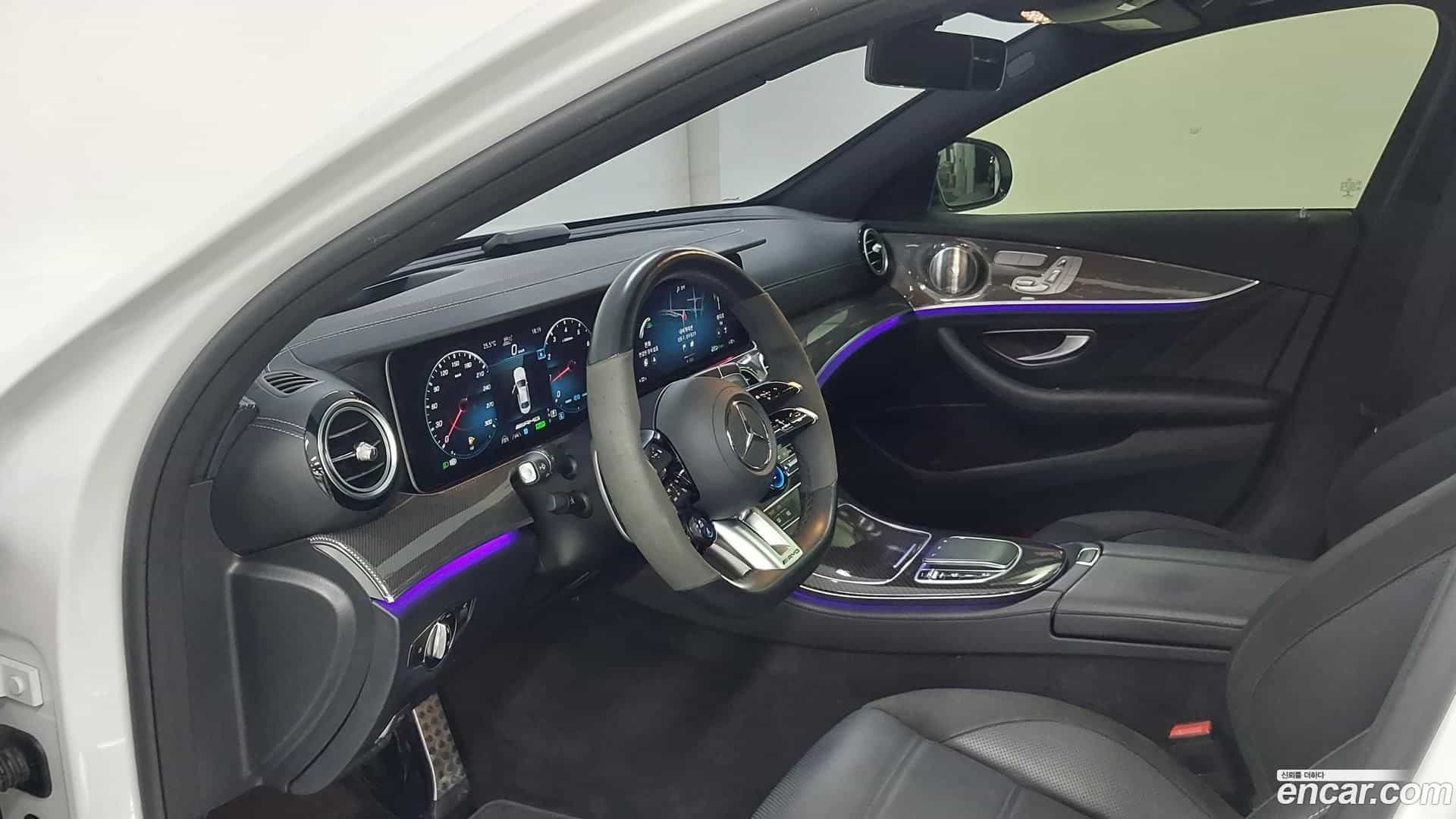 E-Class Mercedes-Benz 2021.11-OPTION-017