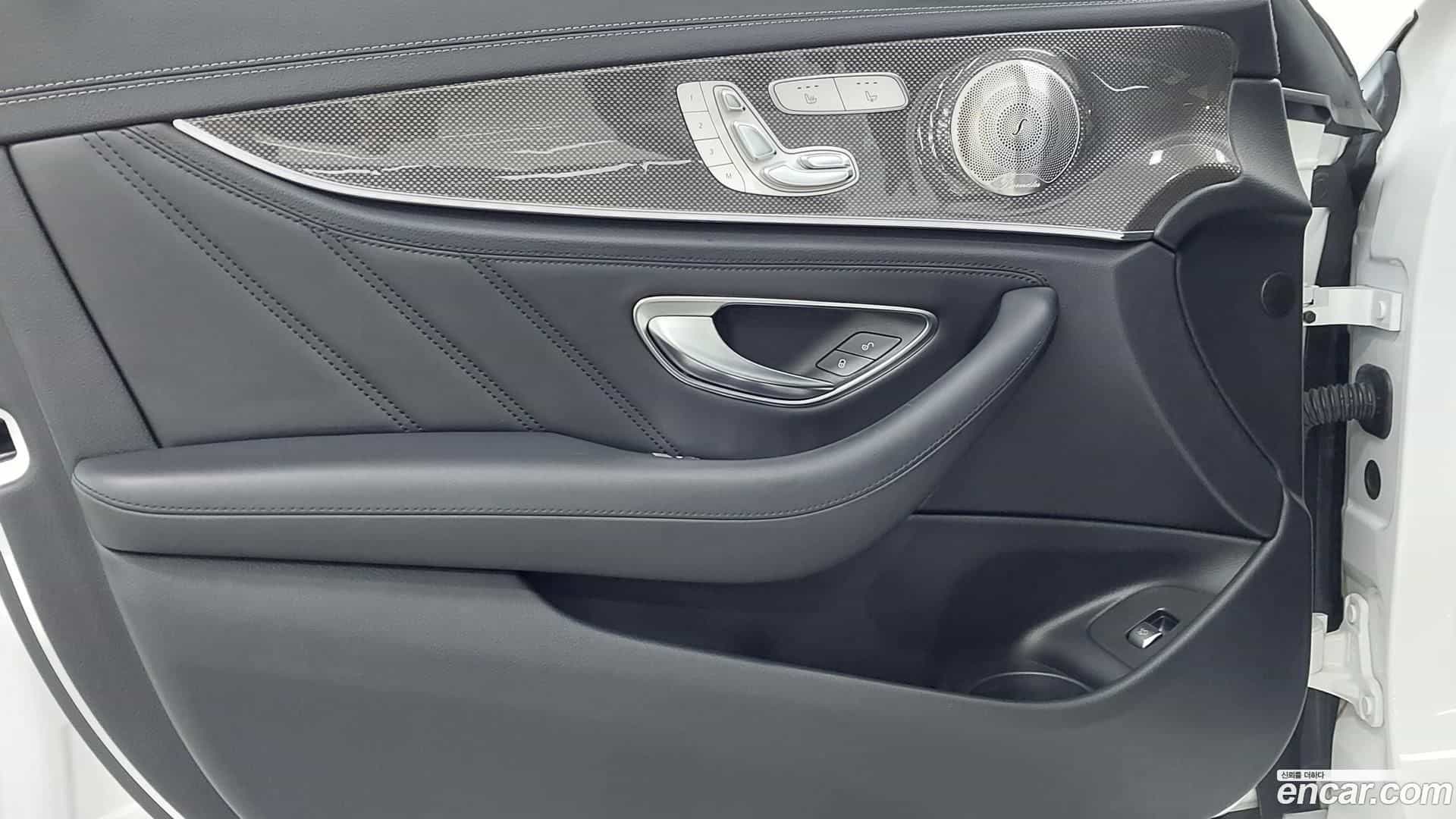 E-Class Mercedes-Benz 2021.11-OPTION-019