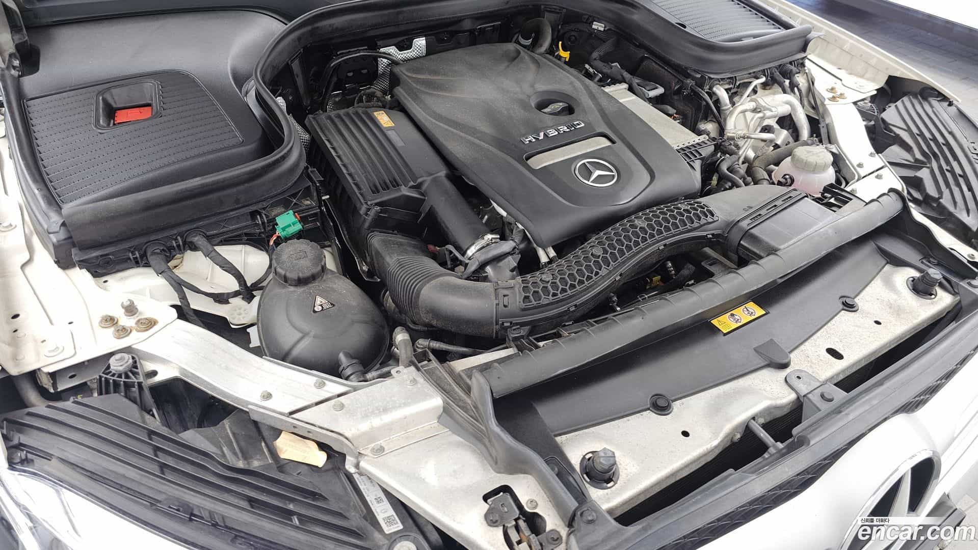 GLC-Class Mercedes-Benz 2018.9-OUTER-006