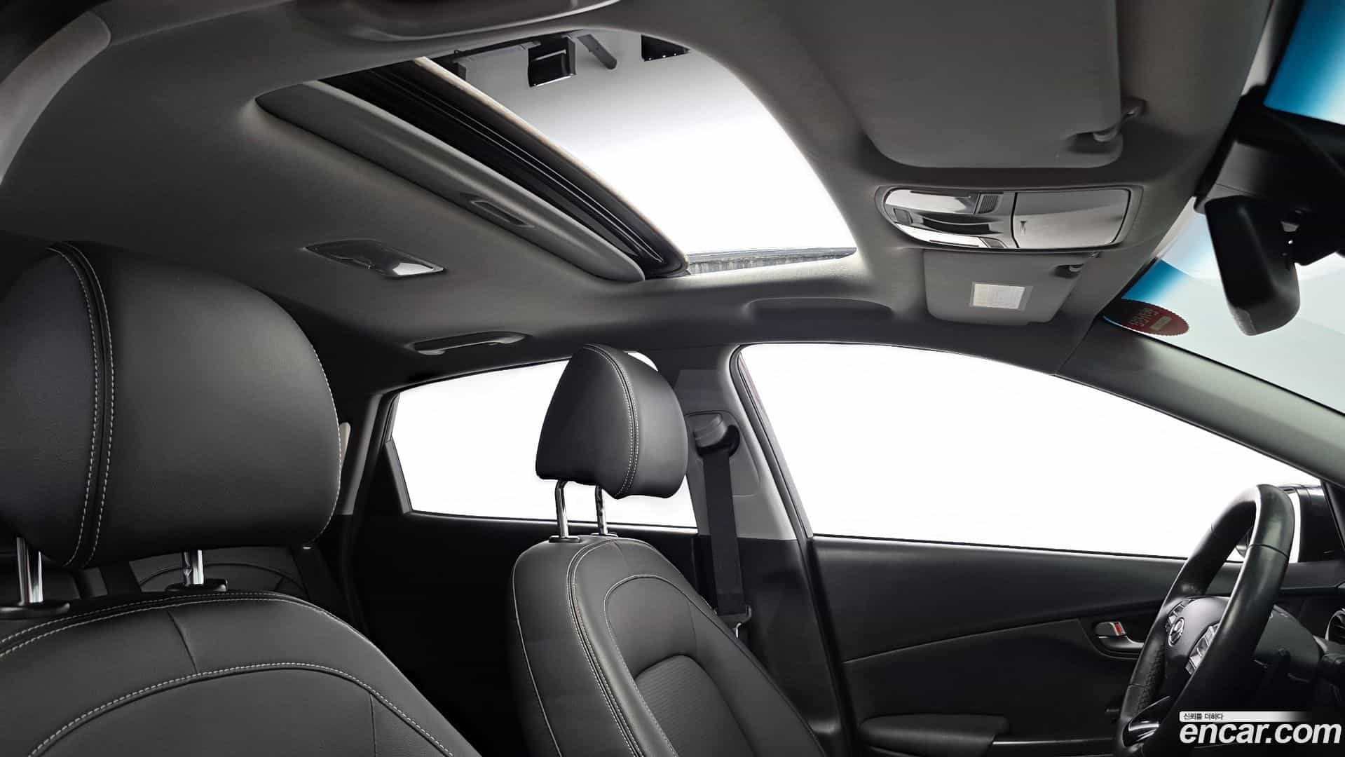 Kona Hyundai 2019.9-OPTION-024