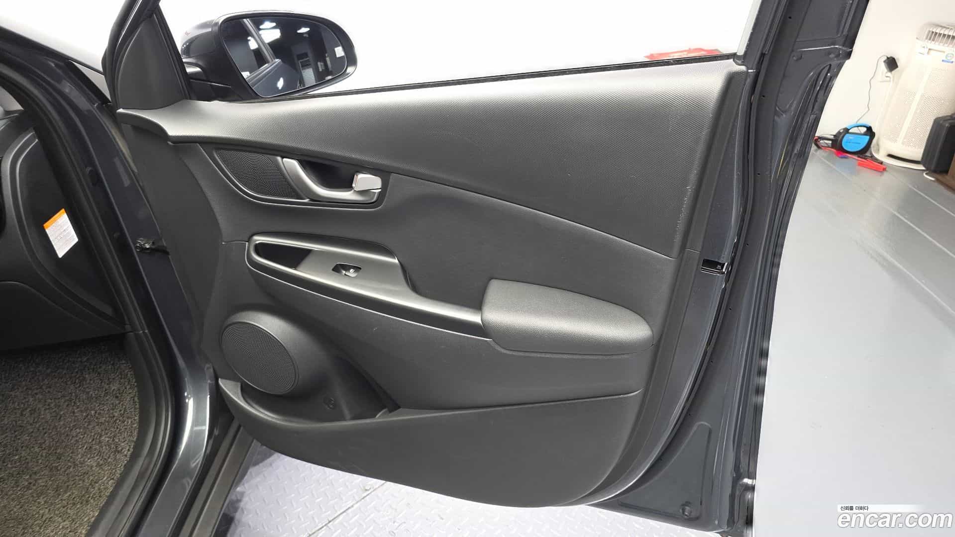 Kona Hyundai 2019.9-INNER-034