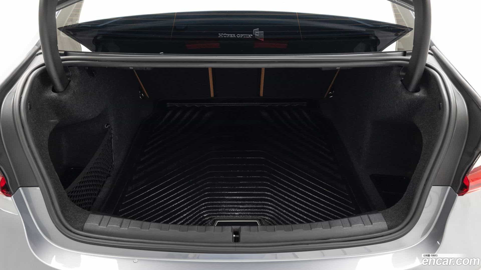 3-Series BMW 2024.3-OPTION-024