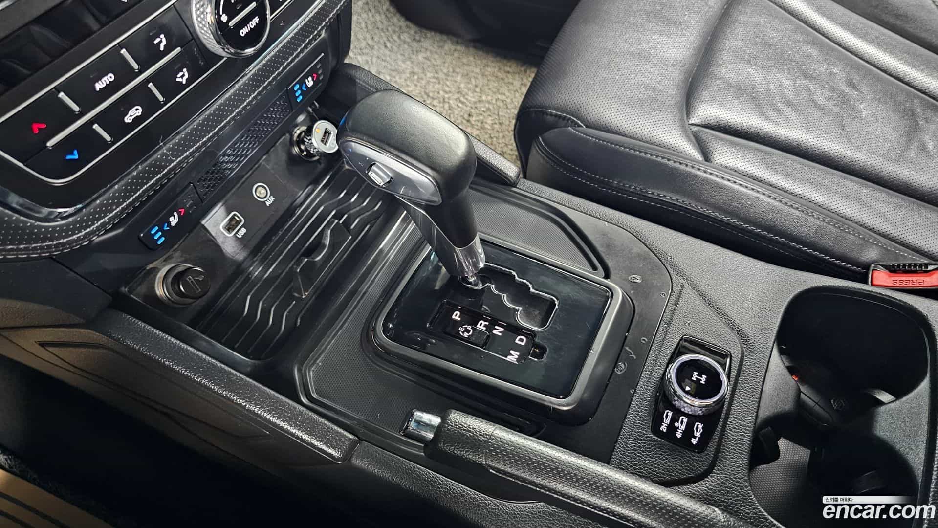 Rexton KG Mobility 2021.3-INNER-009