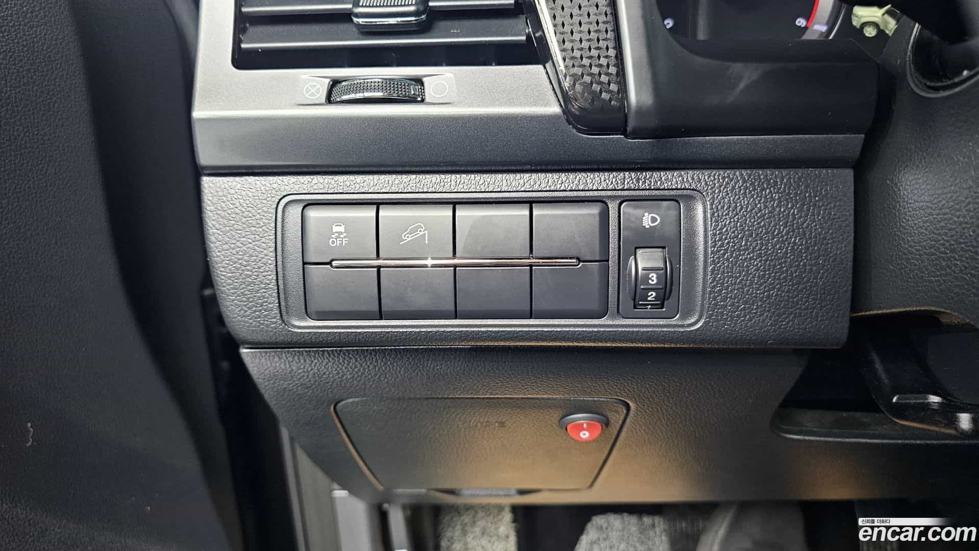 Rexton KG Mobility 2021.3-OPTION-024