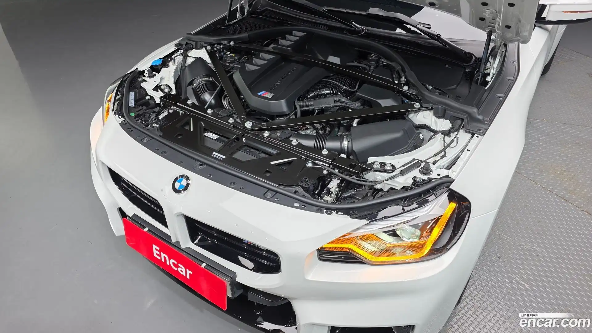 M2 BMW 2026.3-OUTER-006