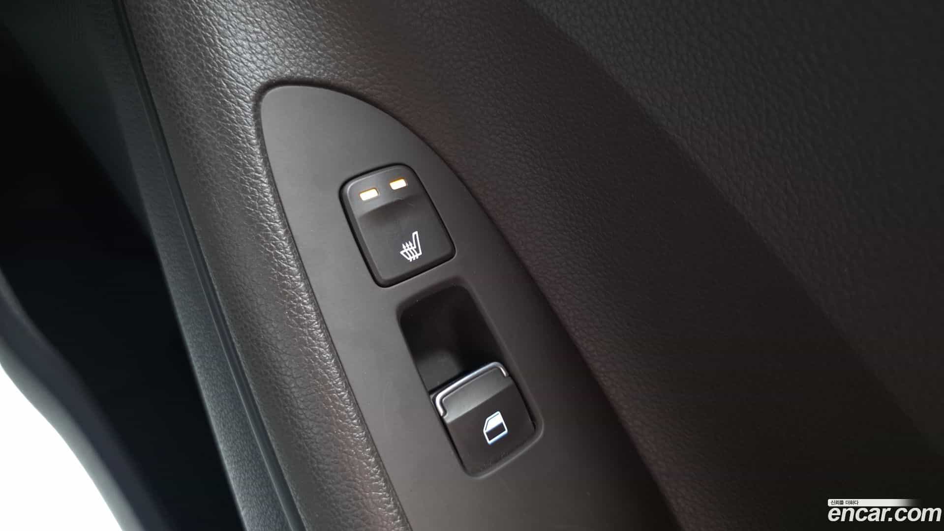 Grandeur Hyundai 2017.4-OPTION-023