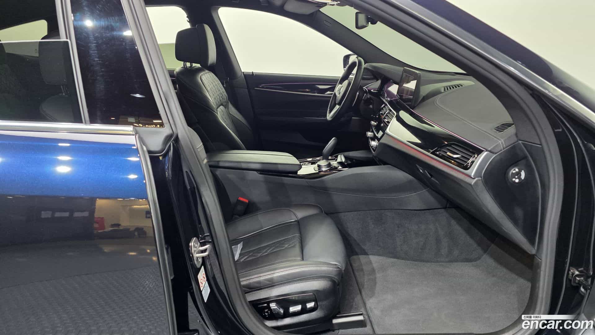 Gran Turismo BMW 2023.2-OPTION-015
