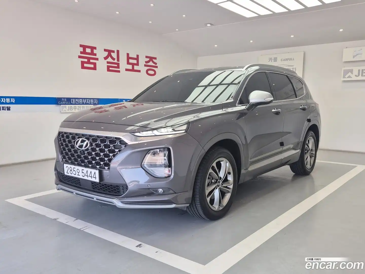 Santafe Hyundai 2018.10-OUTER-001