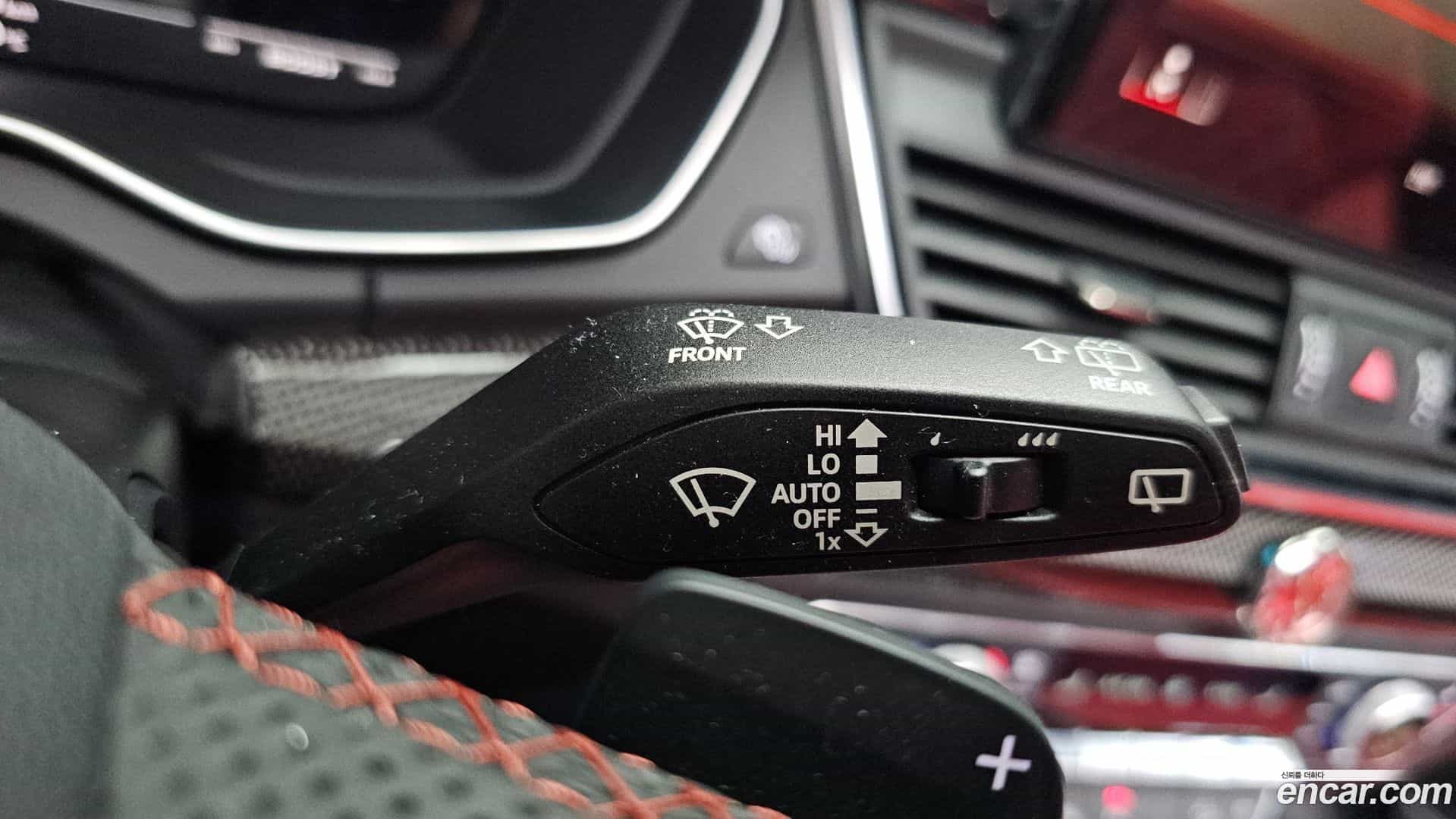 SQ5 Audi 2023.10-OPTION-045