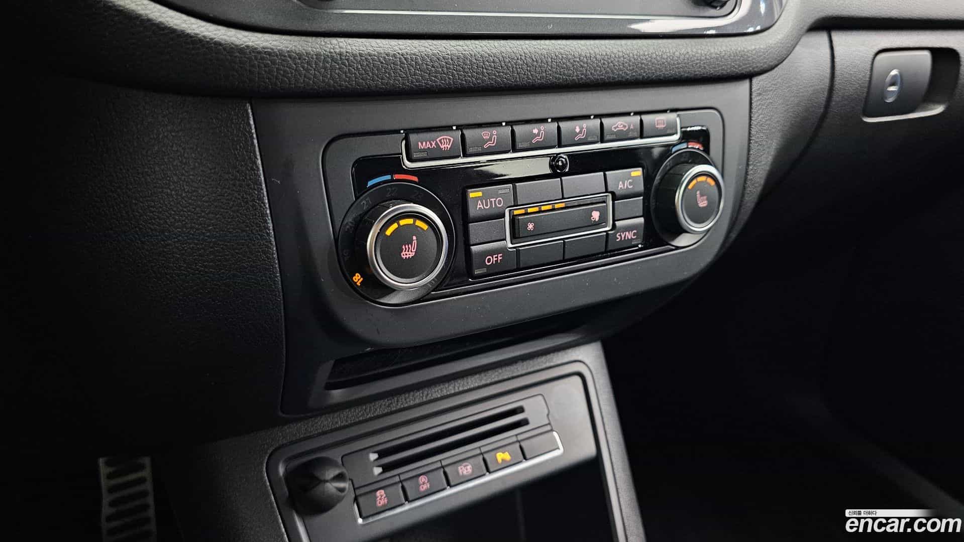 Tiguan Volkswagen 2014.6-OPTION-022