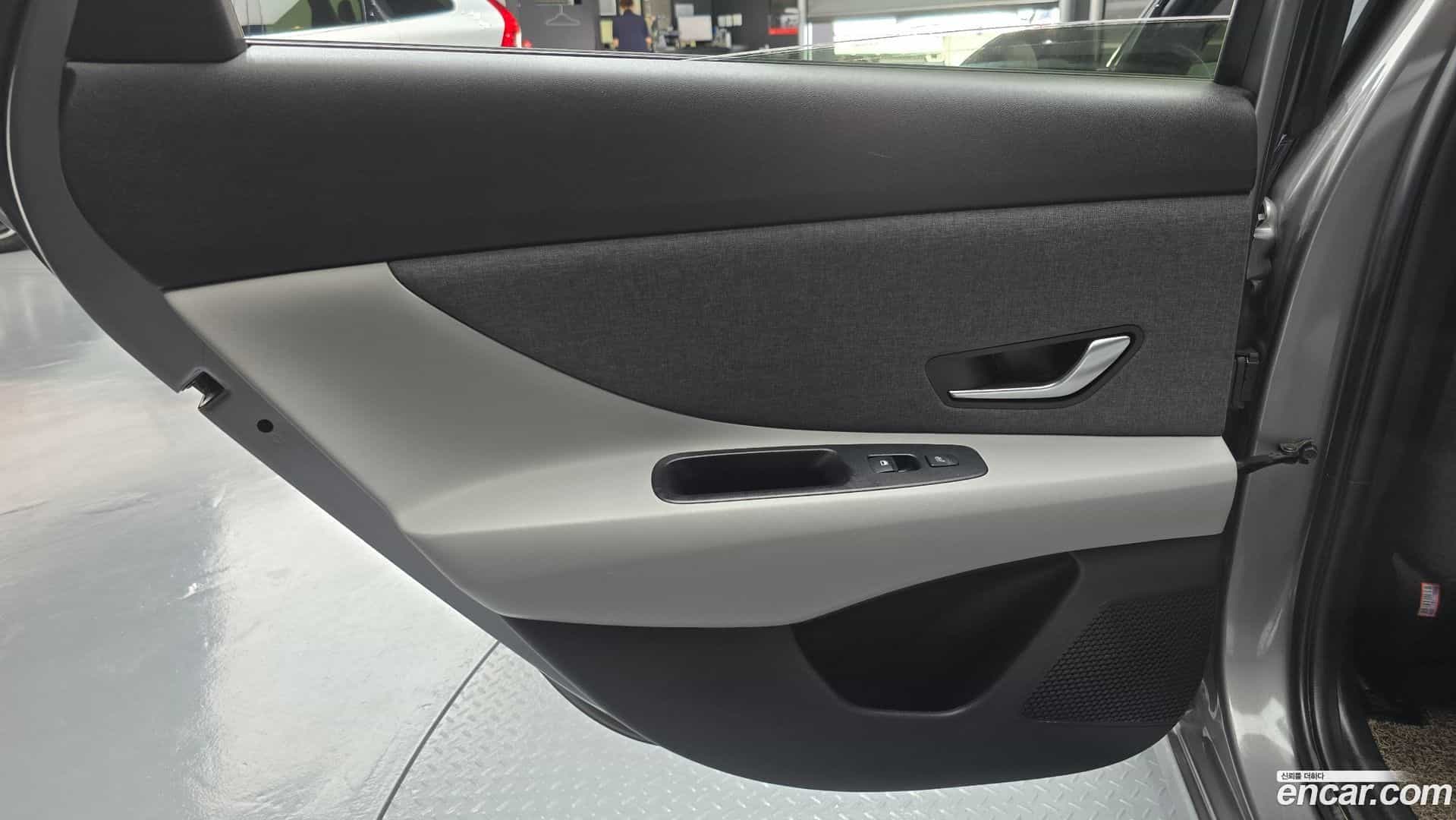 AVANTE Hyundai 2020.4-INNER-035
