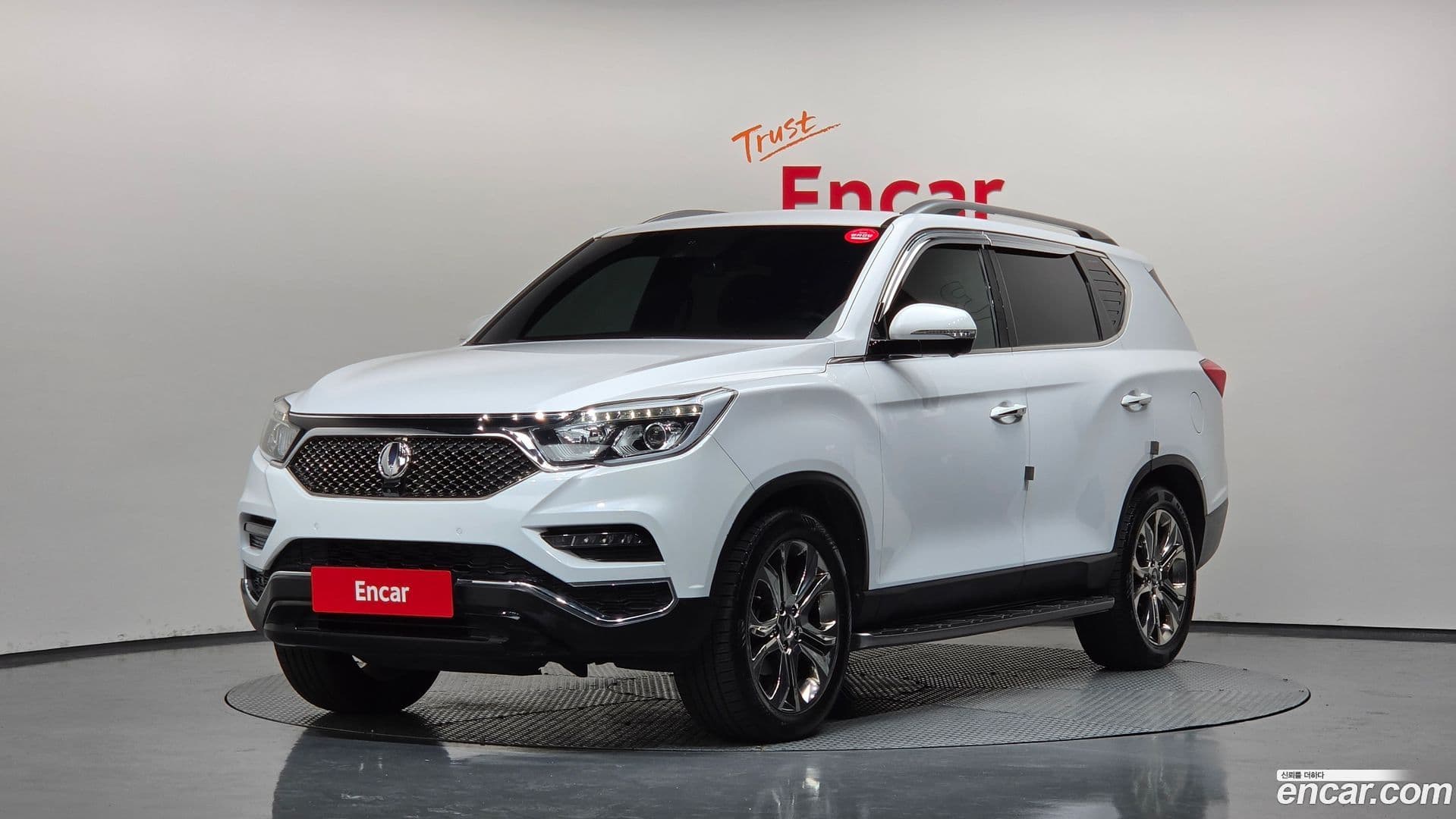 Main__Slider__Photo:Rexton KG Mobility 2017.10-0