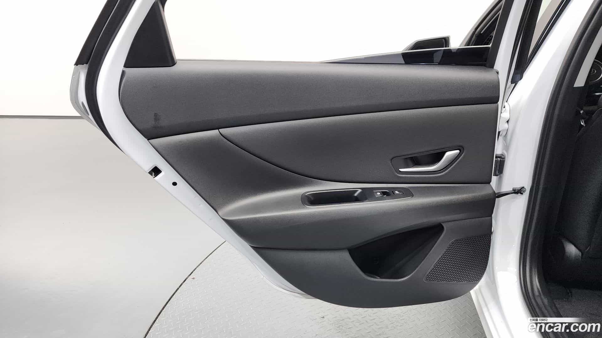 AVANTE Hyundai 2024.5-INNER-035